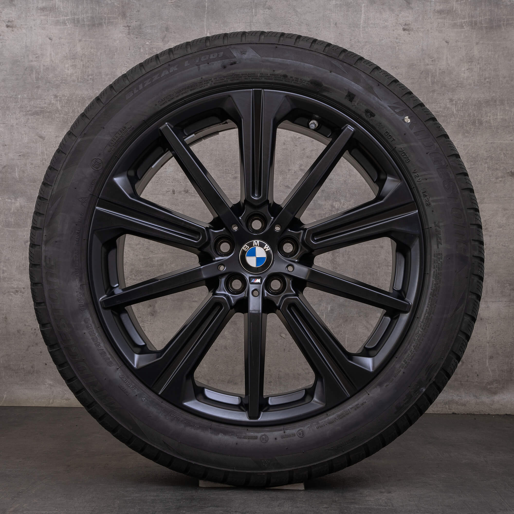 Original BMW X5 X6 jantes e pneus inverno 20 polegadas G05 G06 estilo 748 M 6883765 preto mate