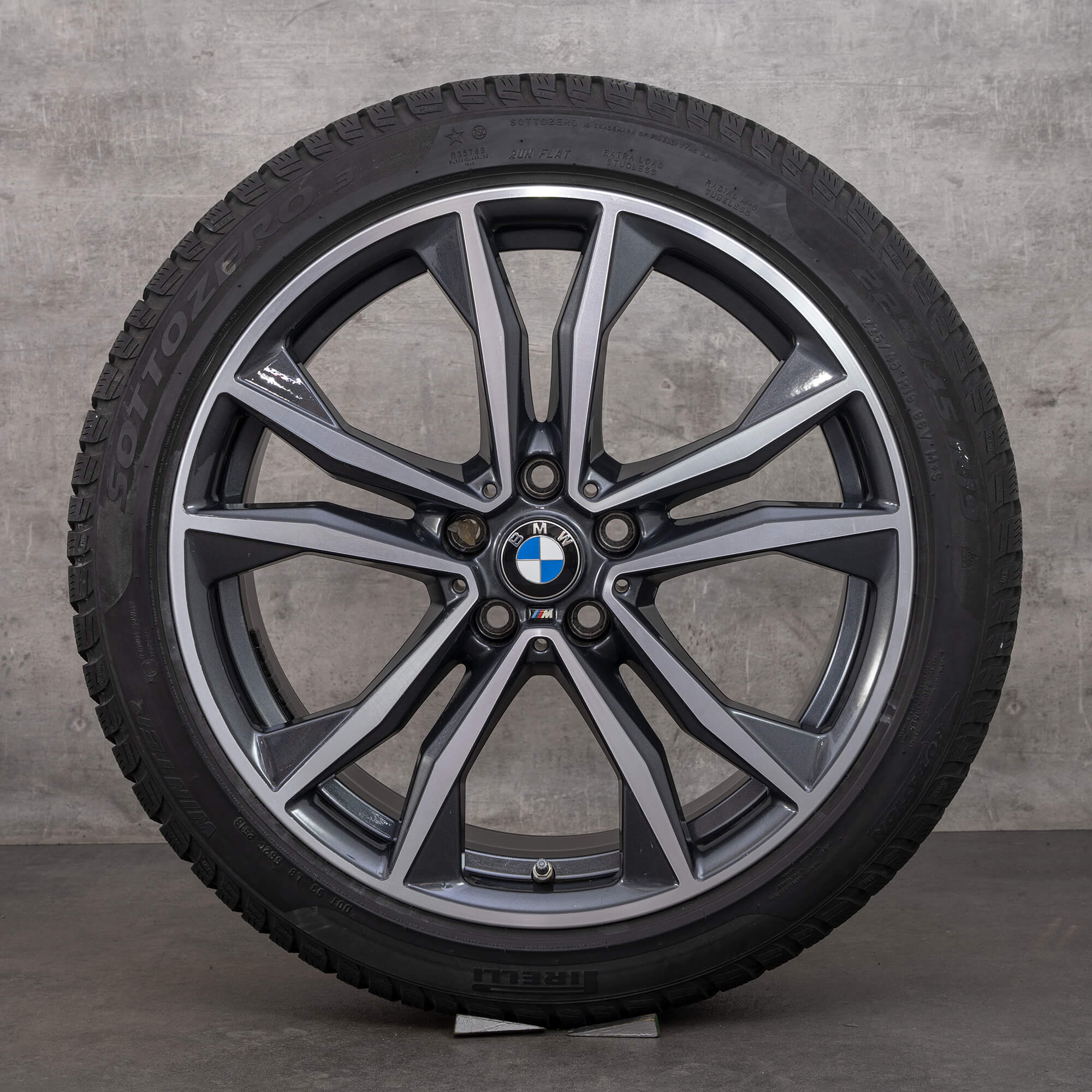 BMW Jantes 19 pouces X1 F48 X2 F39 Pneus d'hiver 715 M 8008616 6-7 mm