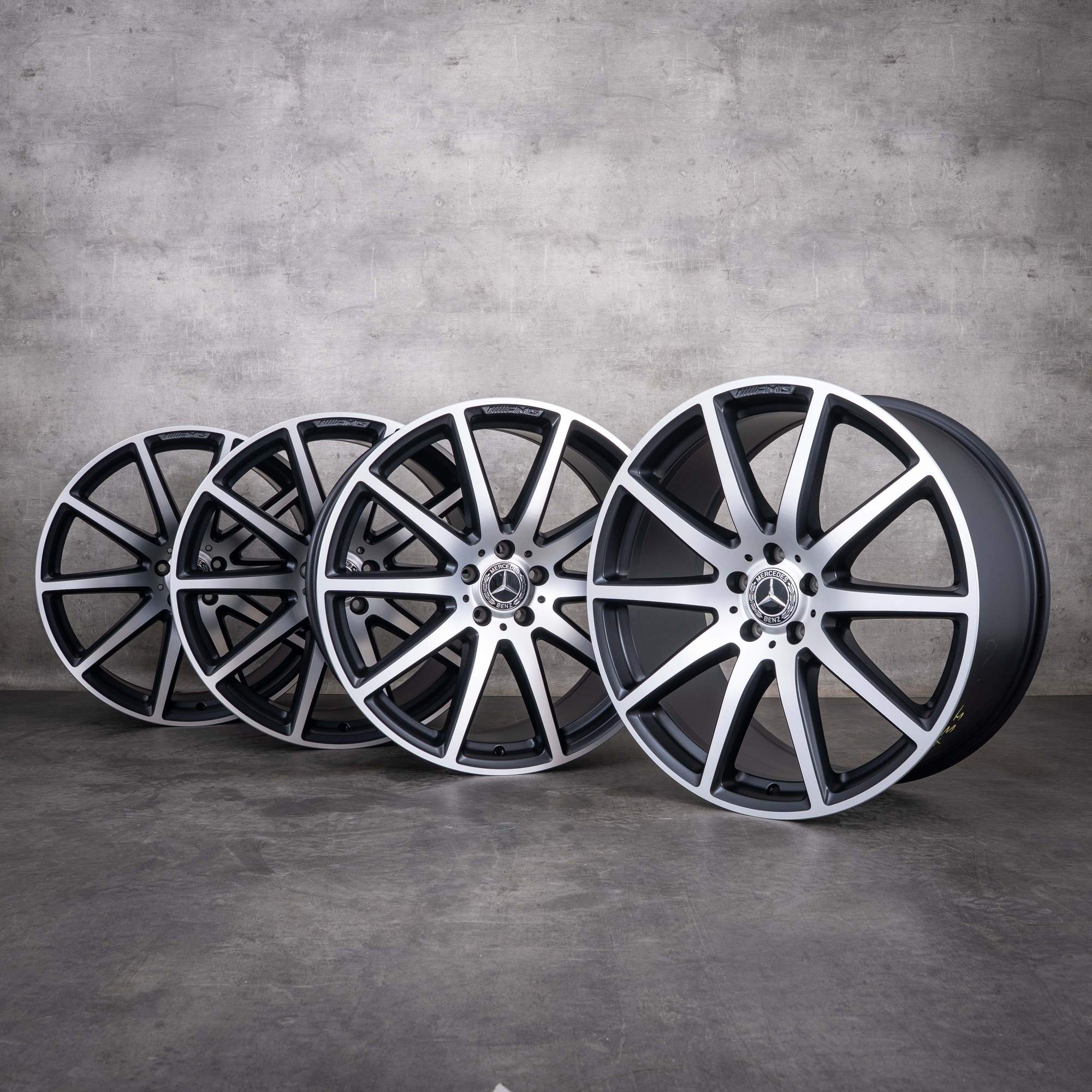 Cerchi originali Mercedes-Benz AMG GLE 63 e GLE 63 S da 21 pollici W292 A2924012200 A2924012300 nero opaco diamantato NUOVI