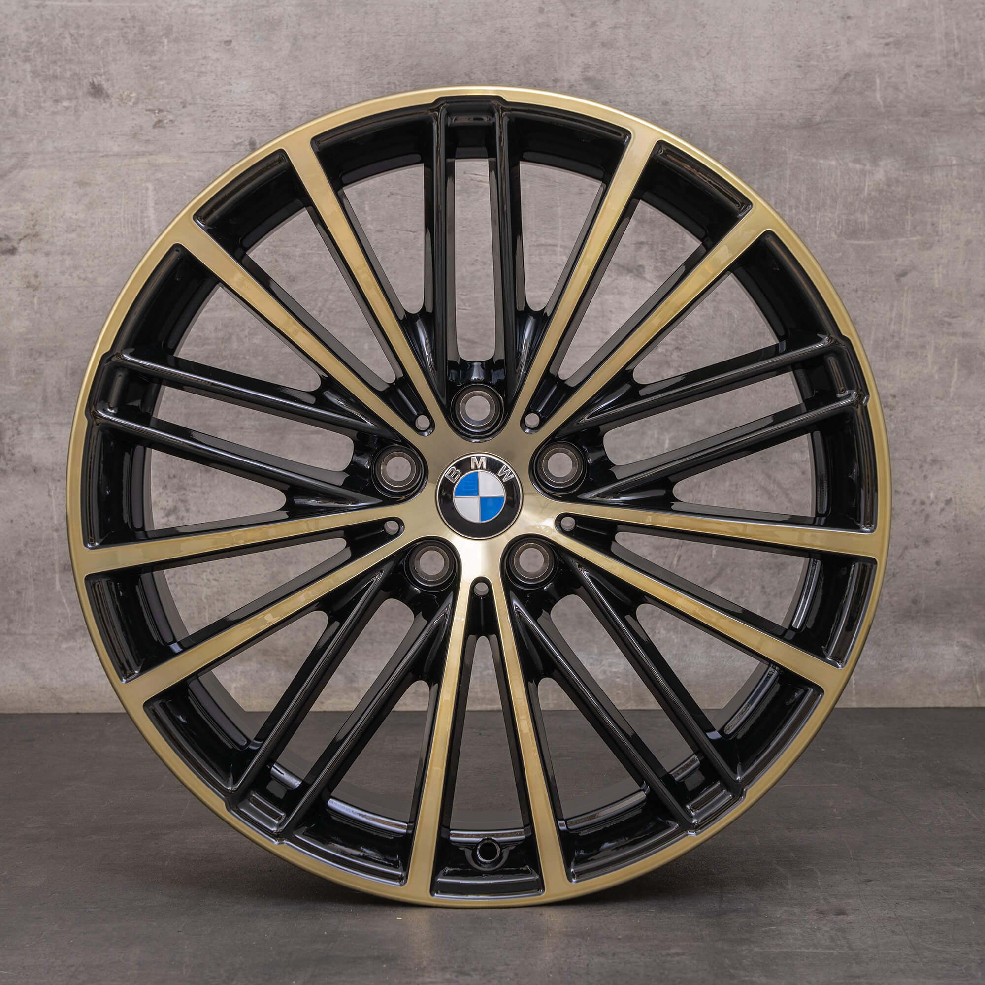 OEM BMW 5 Series rims 19 inch G30 G31 Styling 635 6894839 6894840