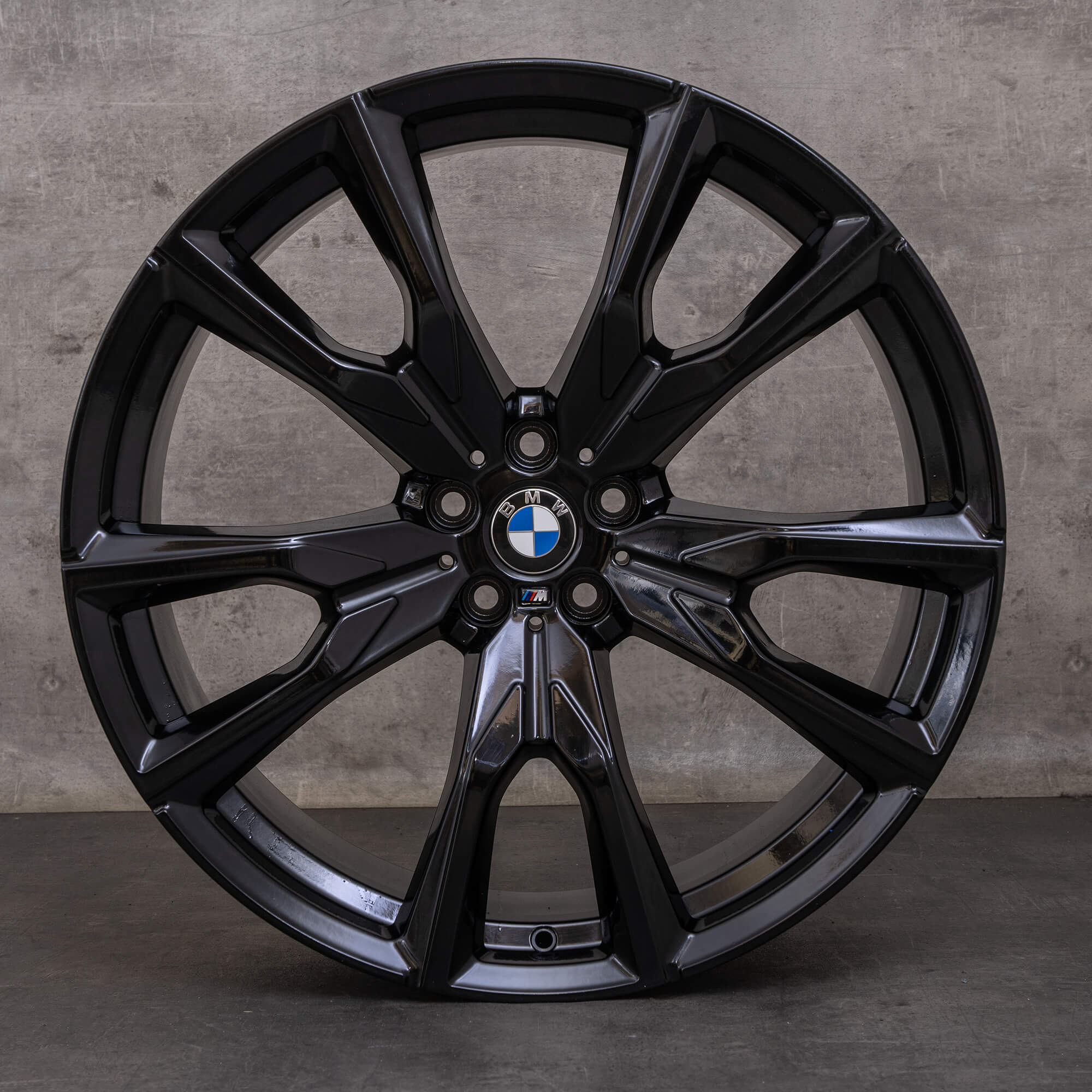 Originale BMW X7 vinterdæk med fælge 22 tommer G07 styling 755 M 8074221 8090108 sort glans NYT