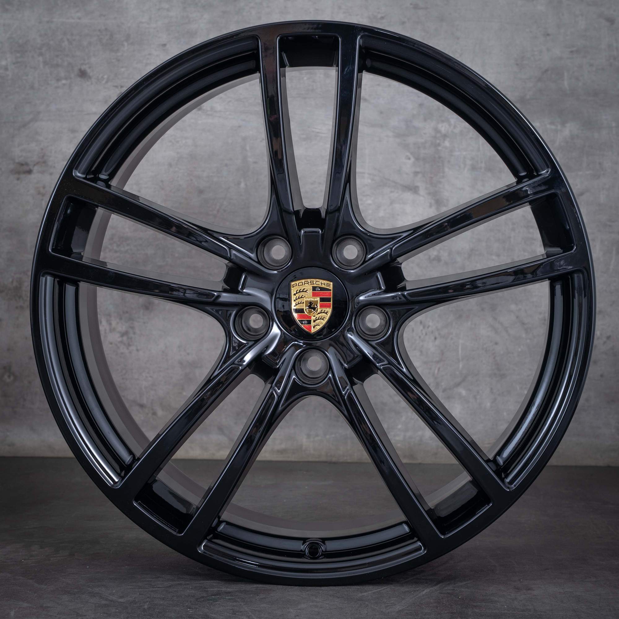 Oryginał Porsche Cayenne 9YA Felgi 21 cali S Turbo Hybryda GTS 9Y0601025AD 9Y0601025AE Design czarny błyszczący