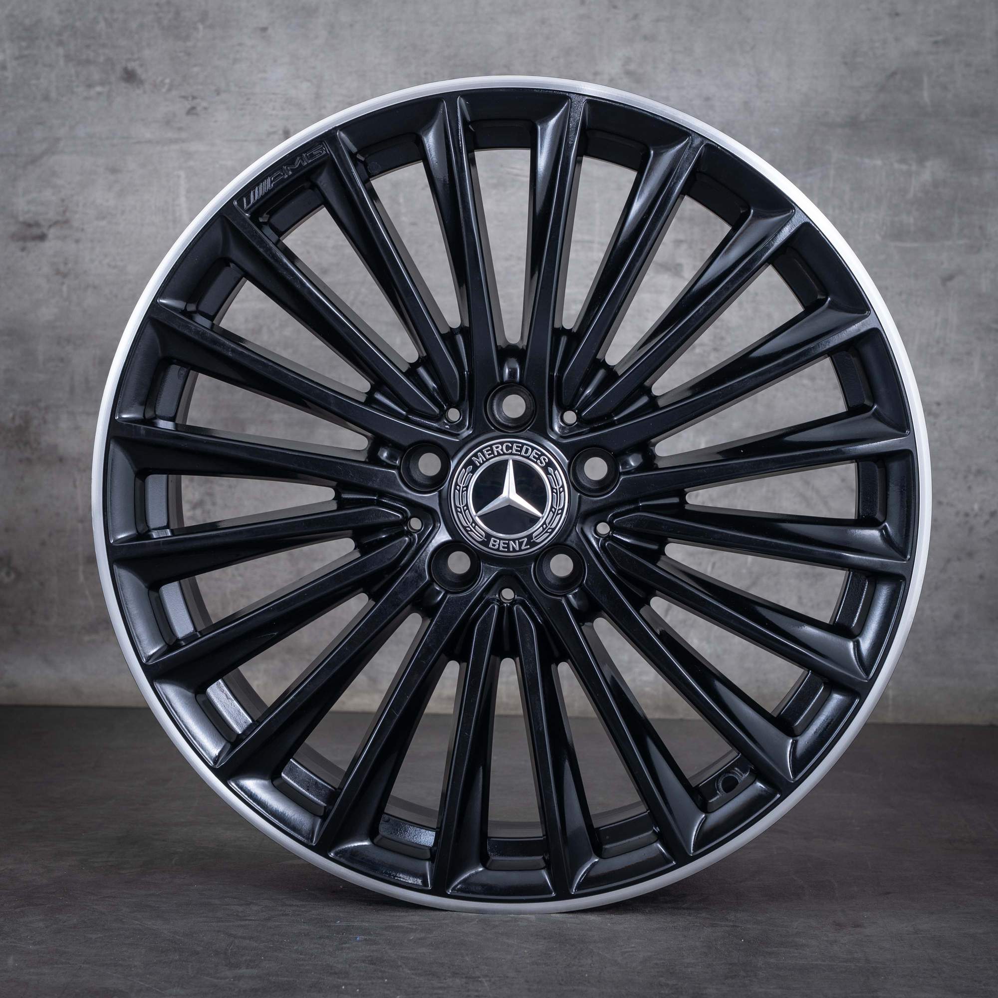Oryginał Mercedes Benz Klasa A CLA AMG felgi 19 cali W177 W247 C118 X118 koła letnie A1774014200 czarne polerowane toczone