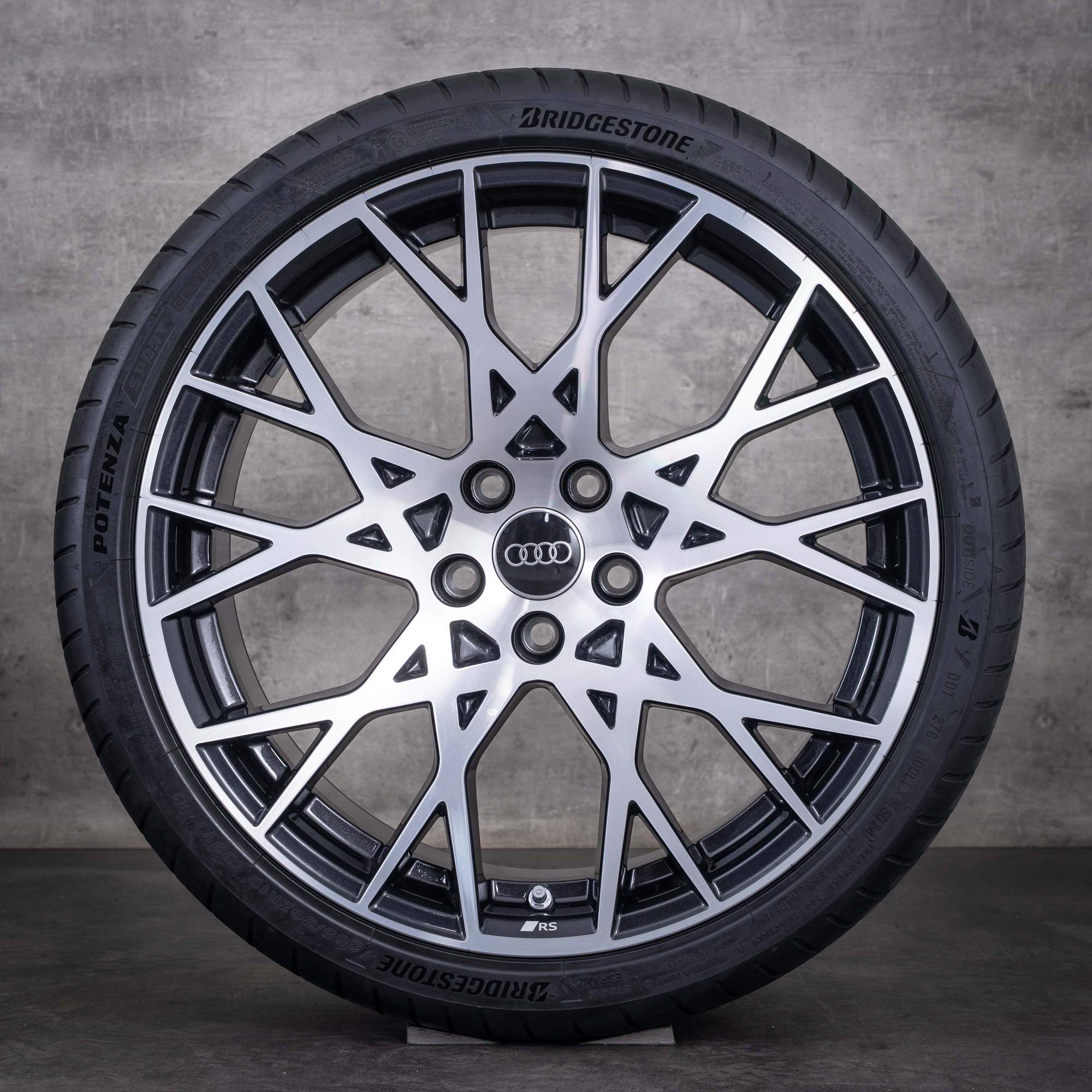 Original Audi RS3 Felgen 19 Zoll 8Y Sommerräder 8Y0601025DF 8Y0601025DB granit glanzgedreht