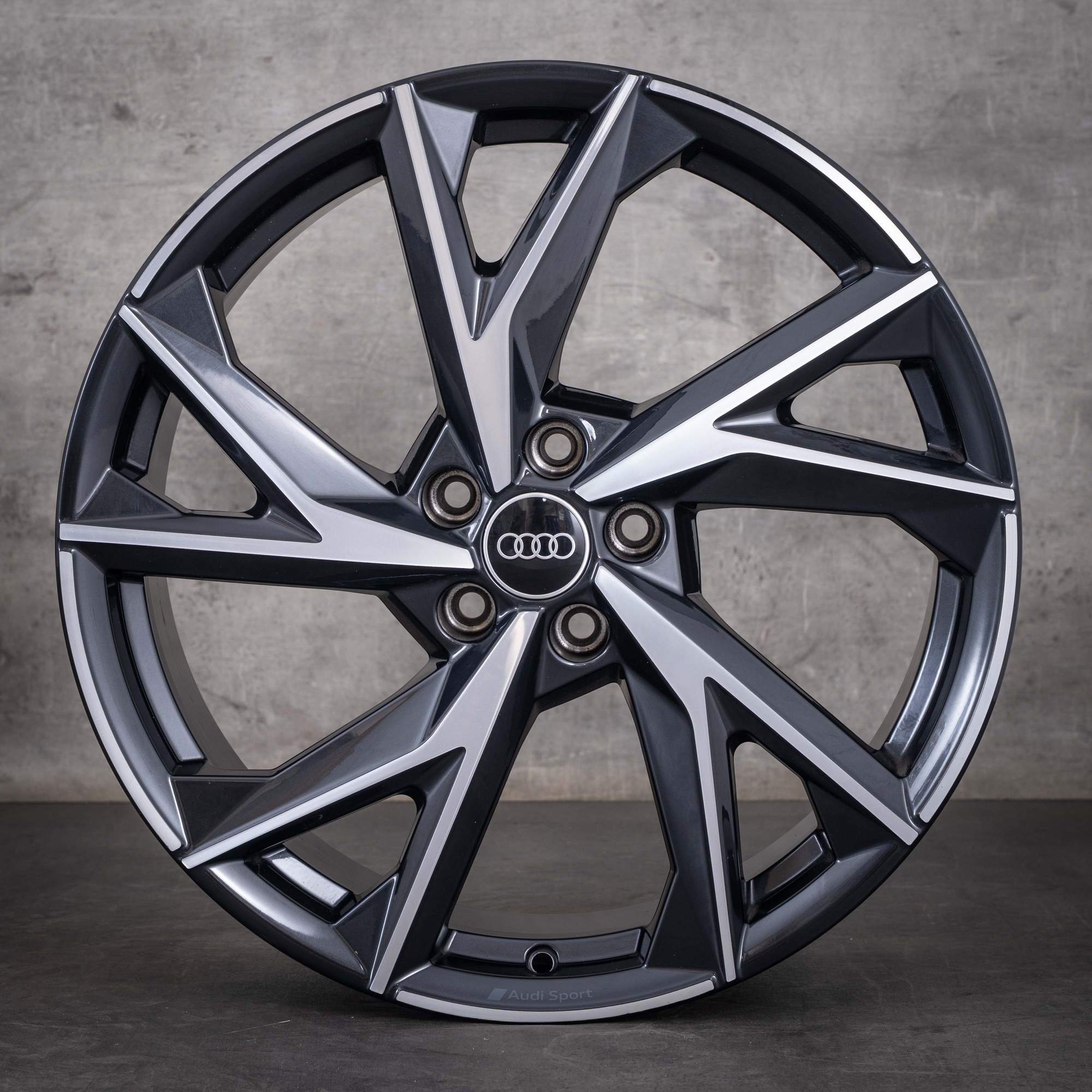 Alkuperäiset Audi R8 -vanteet 20 tuumaa 4S-alumiinivanteet 4S0601025CA 4S0601025CC graniitti diamond cut