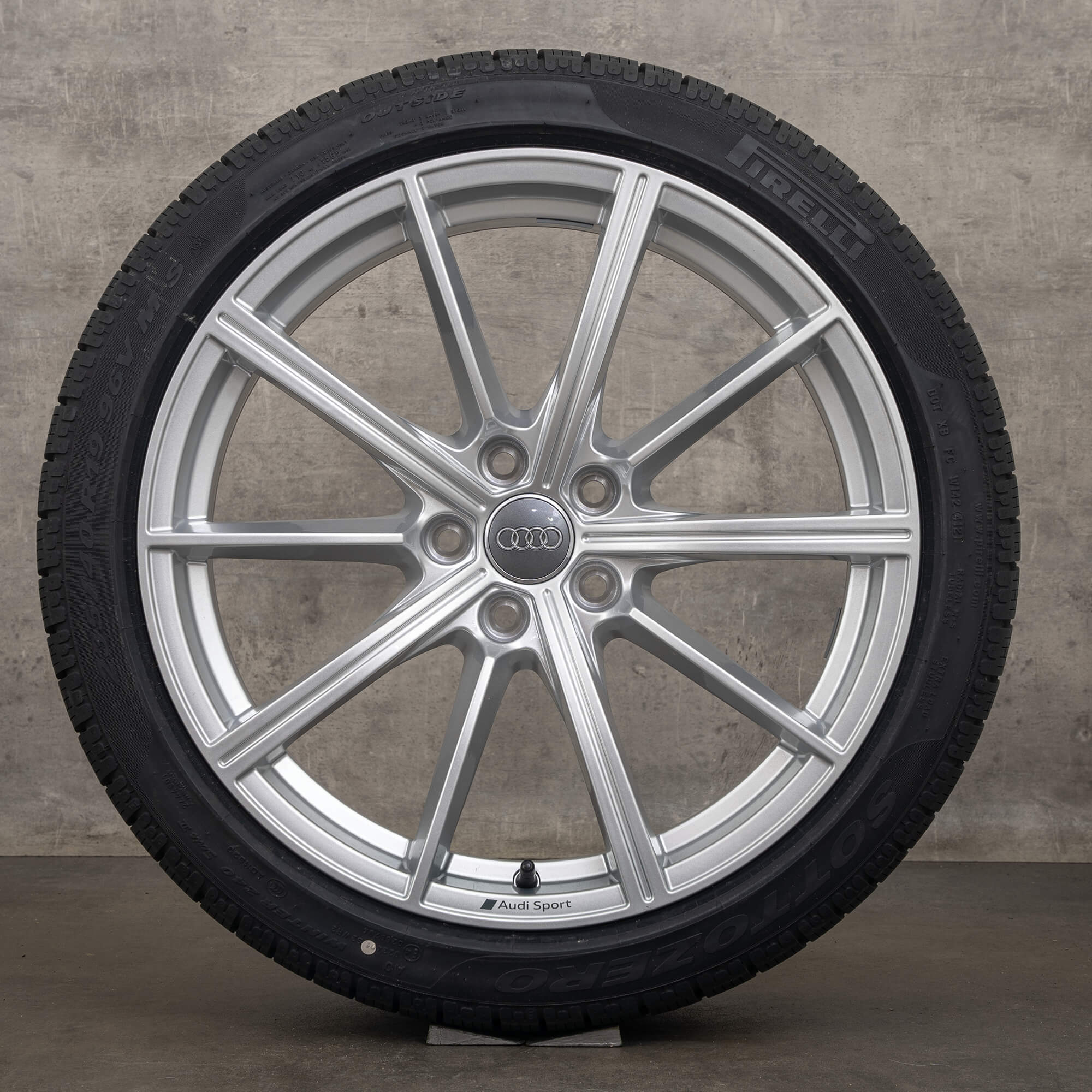 Originele Audi RS4 RS5 winterwielen 19 inch B9 8W velgen 8W0601025CP zilver