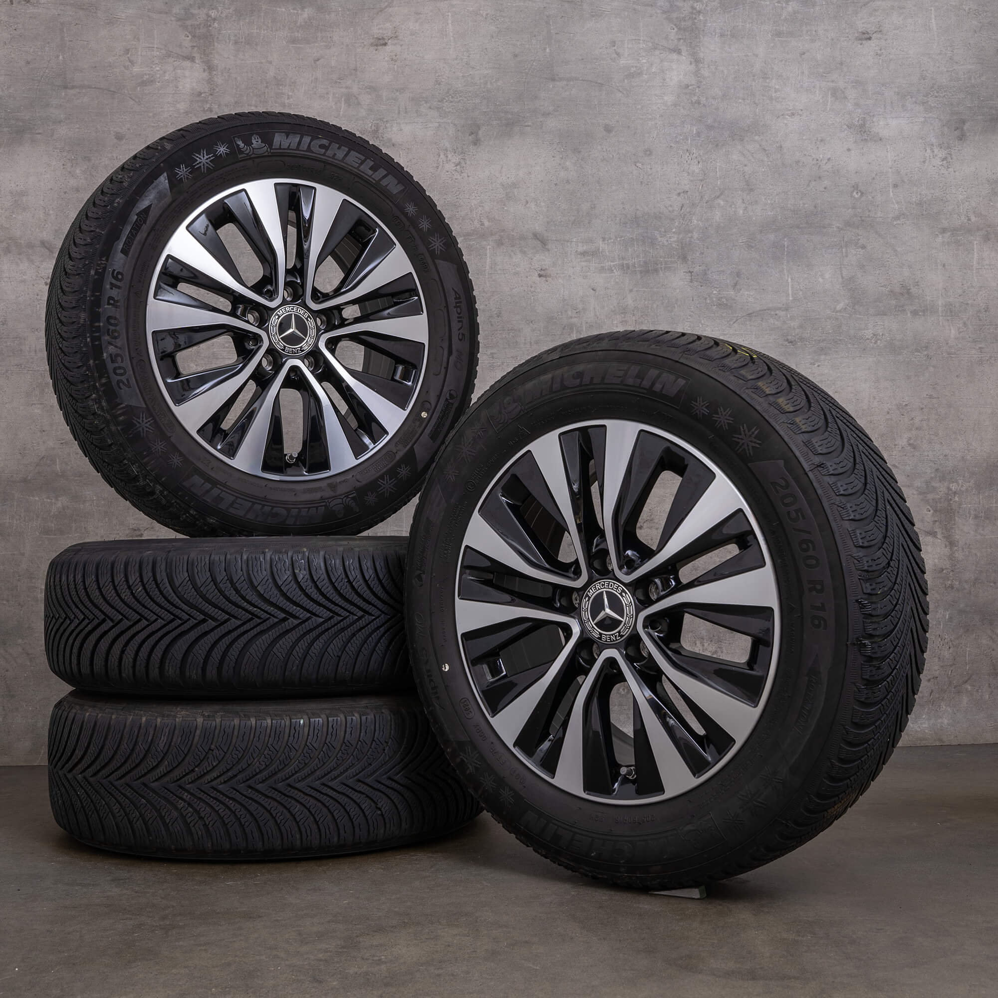 Neumáticos de invierno originales Mercedes Benz Clase A B CLA 16 pulgadas W177 V177 W247 X118 C118 llantas A1774010000 negro brillante torneado