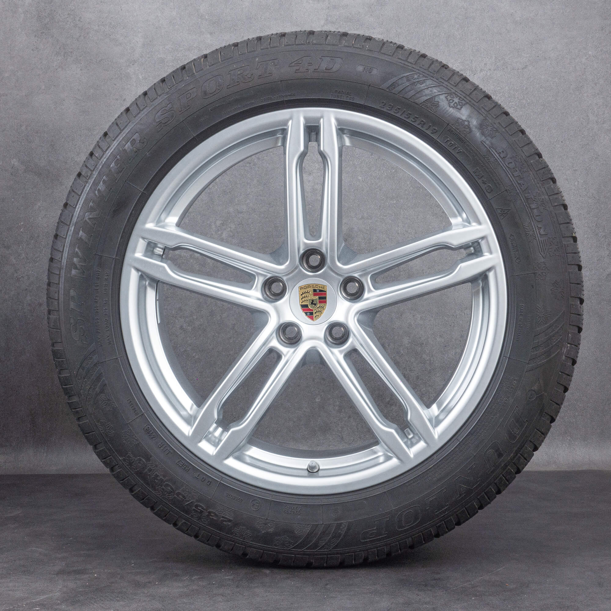Originele Porsche 19 inch velgen Macan III II winterbanden winterrder lichtmetalen