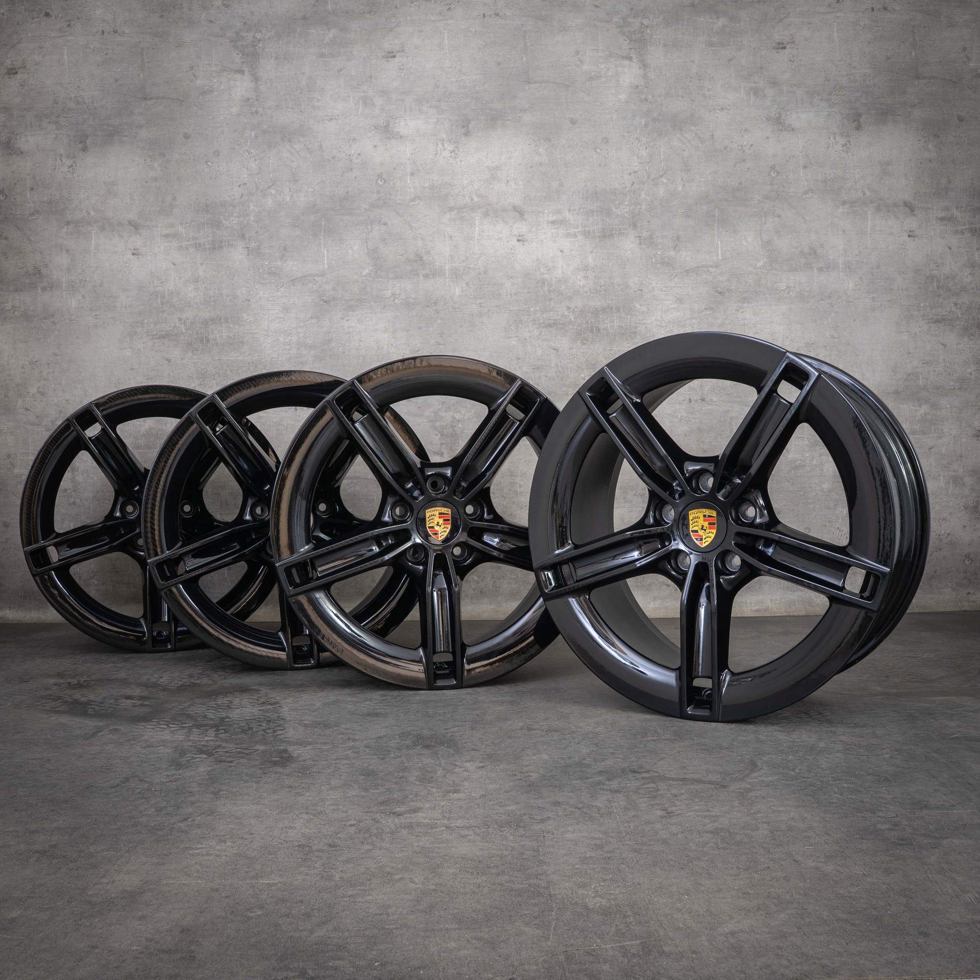 Oryginalne felgi Porsche Taycan 9J1 II 21 cali 9J1601025BQ 9J1601025BR Mission E Design czarne błyszczące