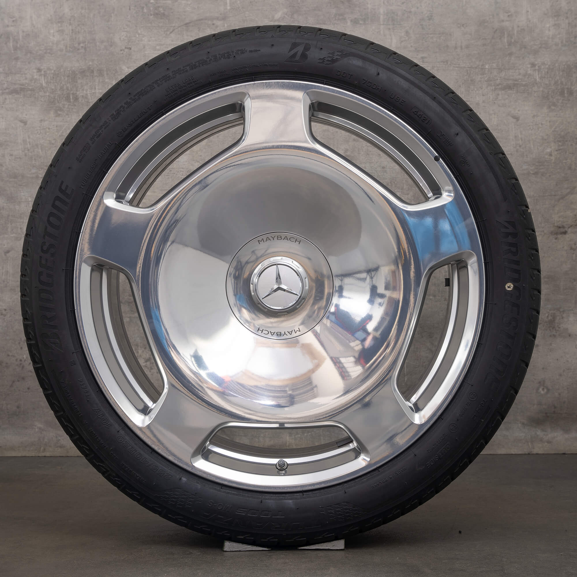 OEM Maybach Mercedes Benz S-Class rims 20 inch W223 Z223 summer tires