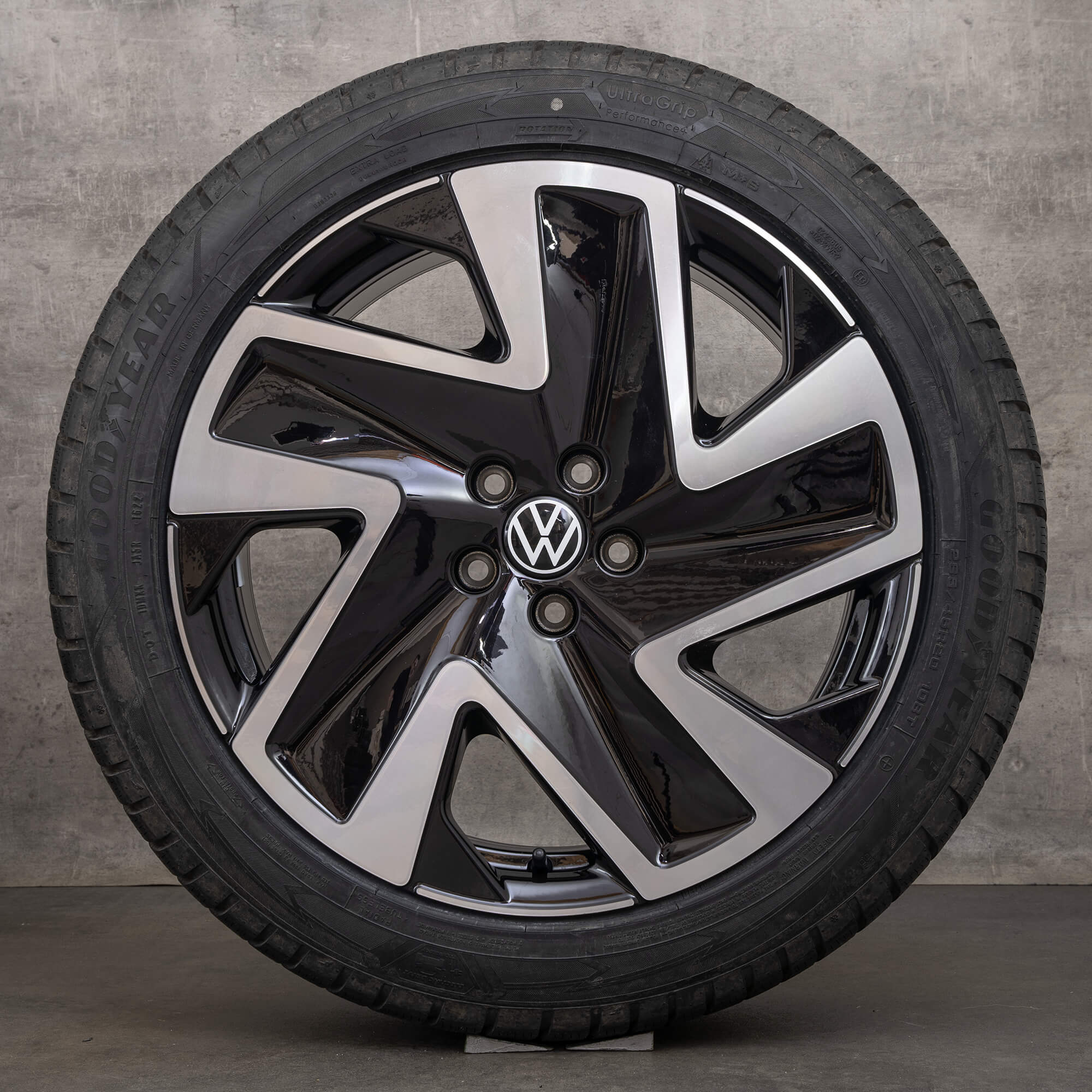 VW ID Buzz Winterräder 20 Zoll Felgen Winterreifen 1T3601025E 1T3601025BM Solna