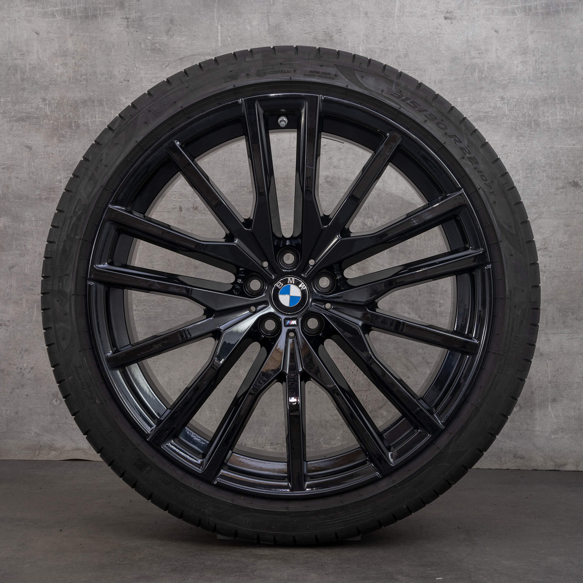 BMW X5 G05 X6 G06 styling 742 M summer wheels 22 inch rims tires