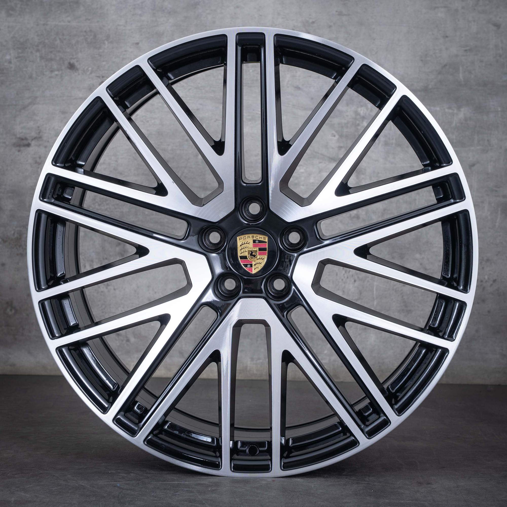 Oryginalne felgi Porsche Macan 21 cali III 95B601025GA 95B601025GB czarne polerowane