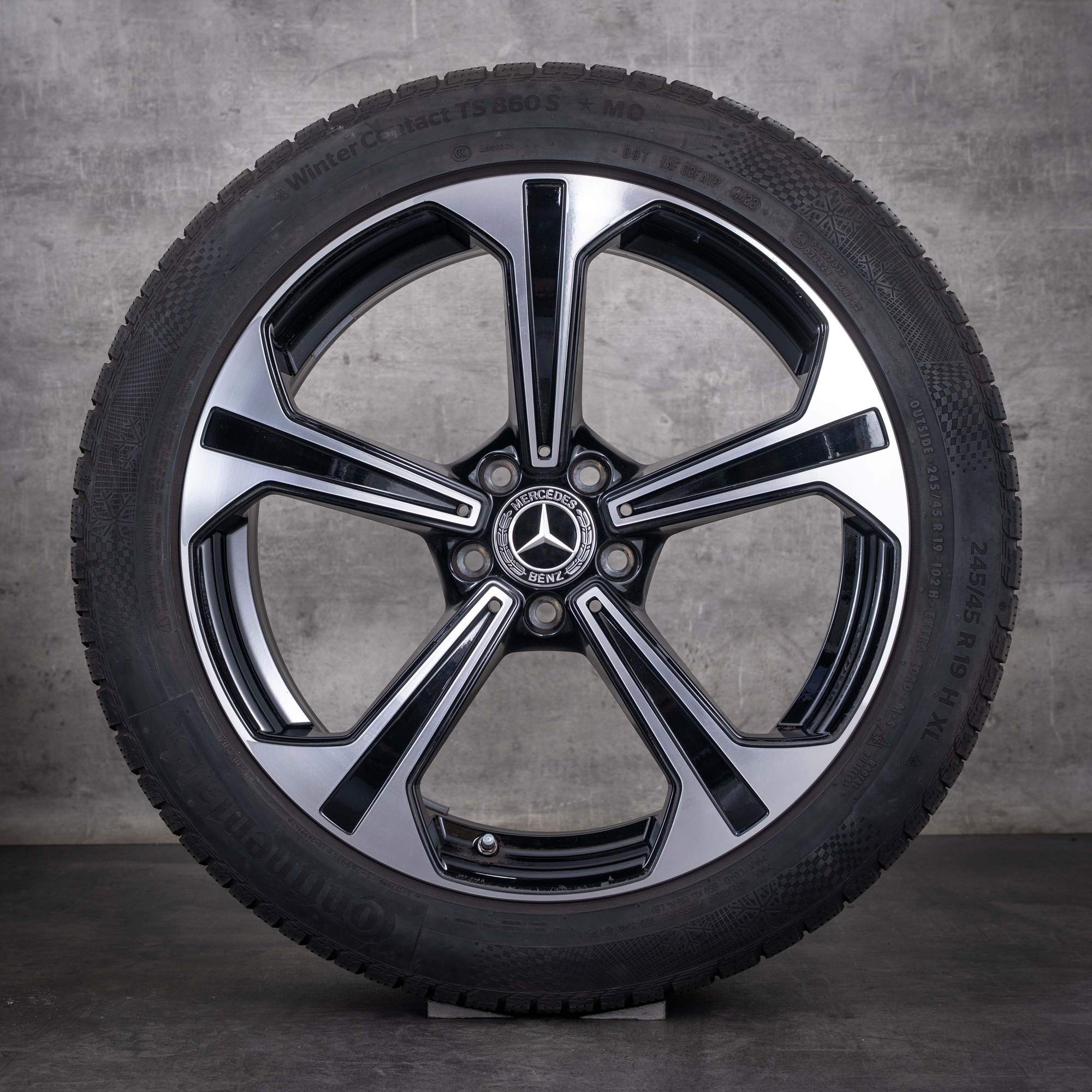 Original Mercedes Benz E-Klasse Winterräder 19 Zoll W214 S214 Felgen schwarz glanzgedreht A2144013600
