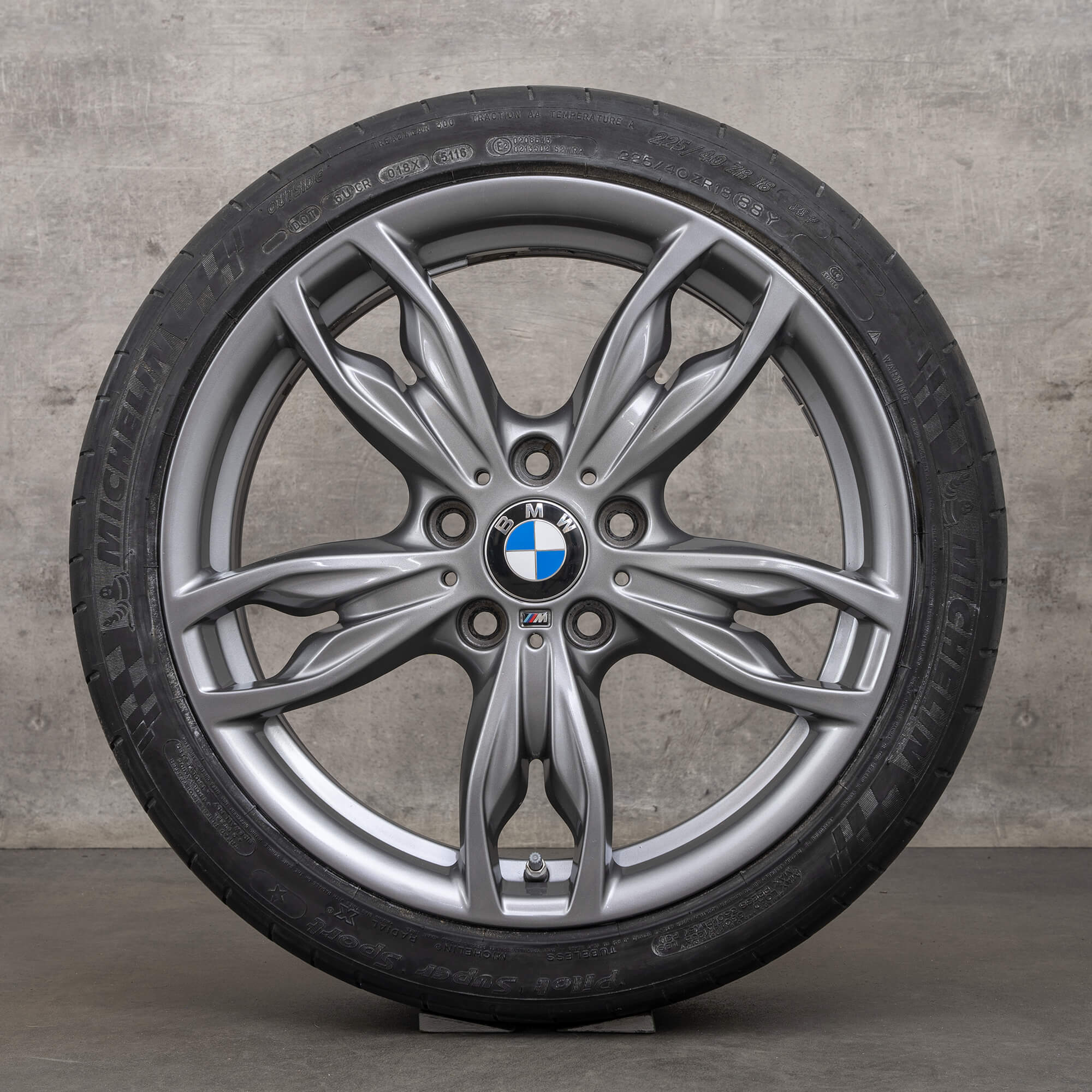 BMW Série 1 F20 F21 2 F22 F23 pneus été roues jantes 18 pouces 436 M 7 mm