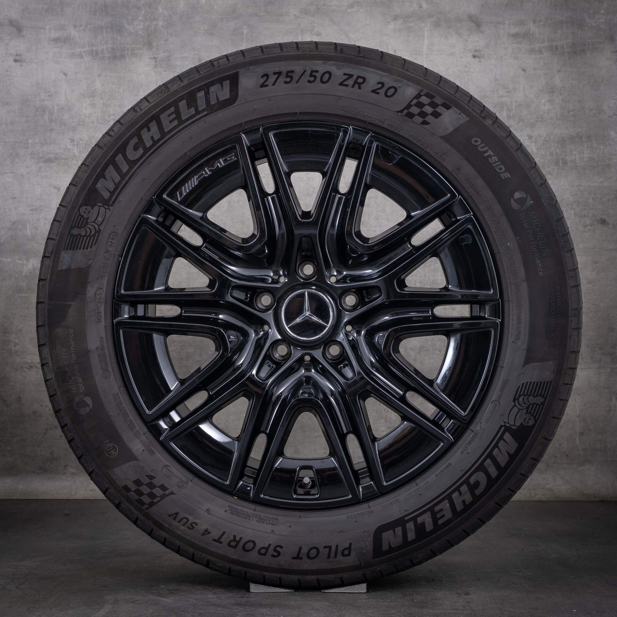Jantes originais Mercedes-Benz Classe G de 20 polegadas W465 para pneus de verão A4654012300 pretas com acabamento diamantado