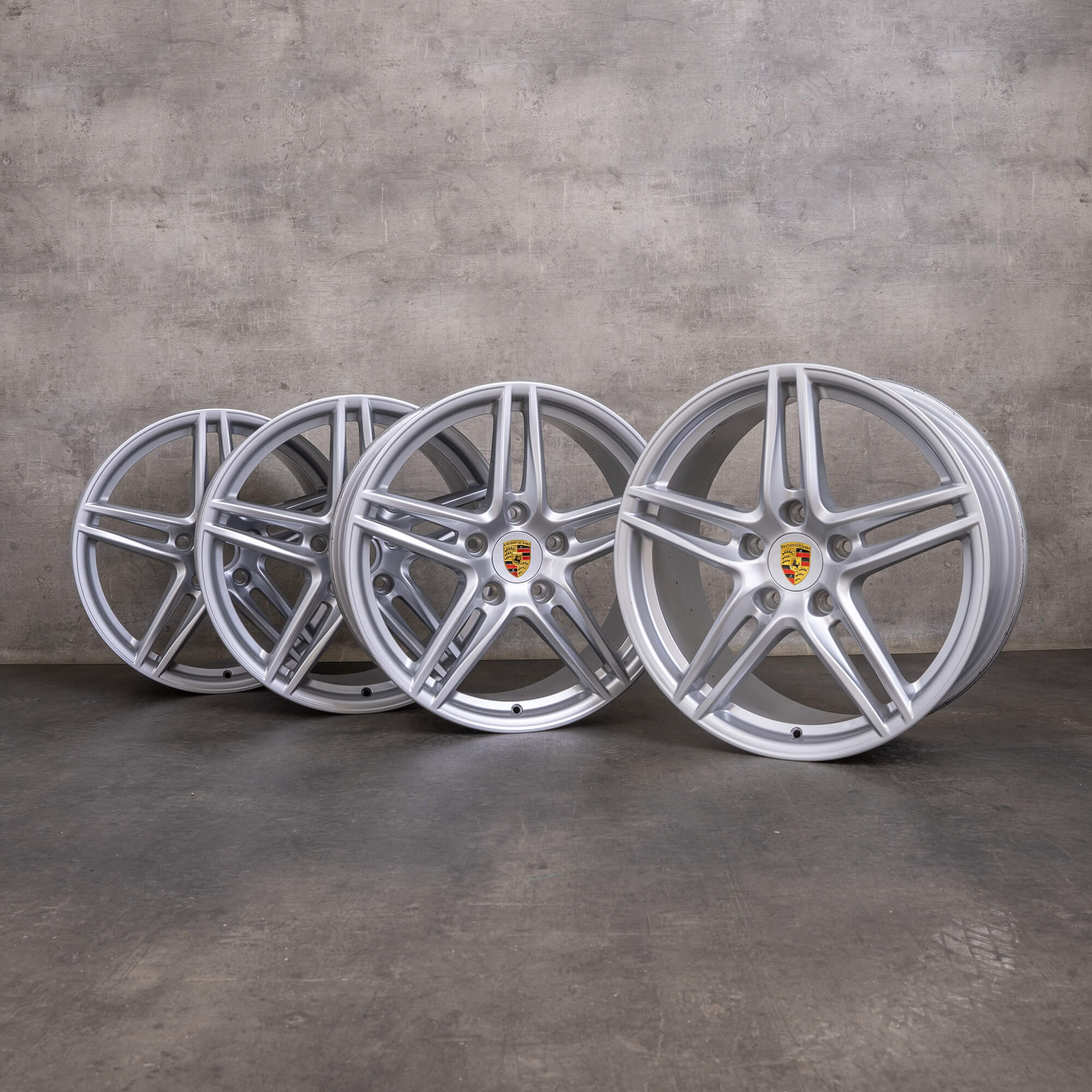 Original Porsche 911 Felgen 19 Zoll 991 II Carrera C2 S Felgen 99136251000 99136256002 silber glanz