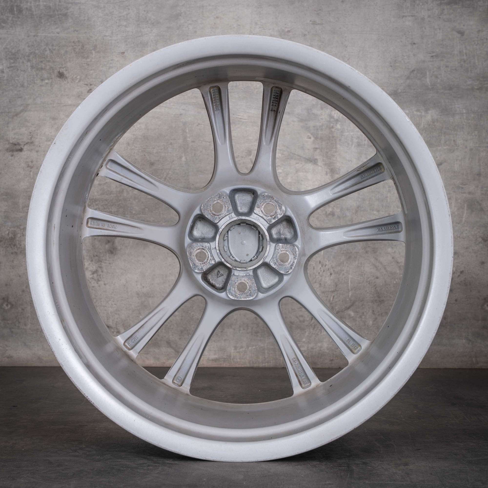 Jante oem Porsche Cayenne 955 957 21 pouces 7L5601025T argent brillant