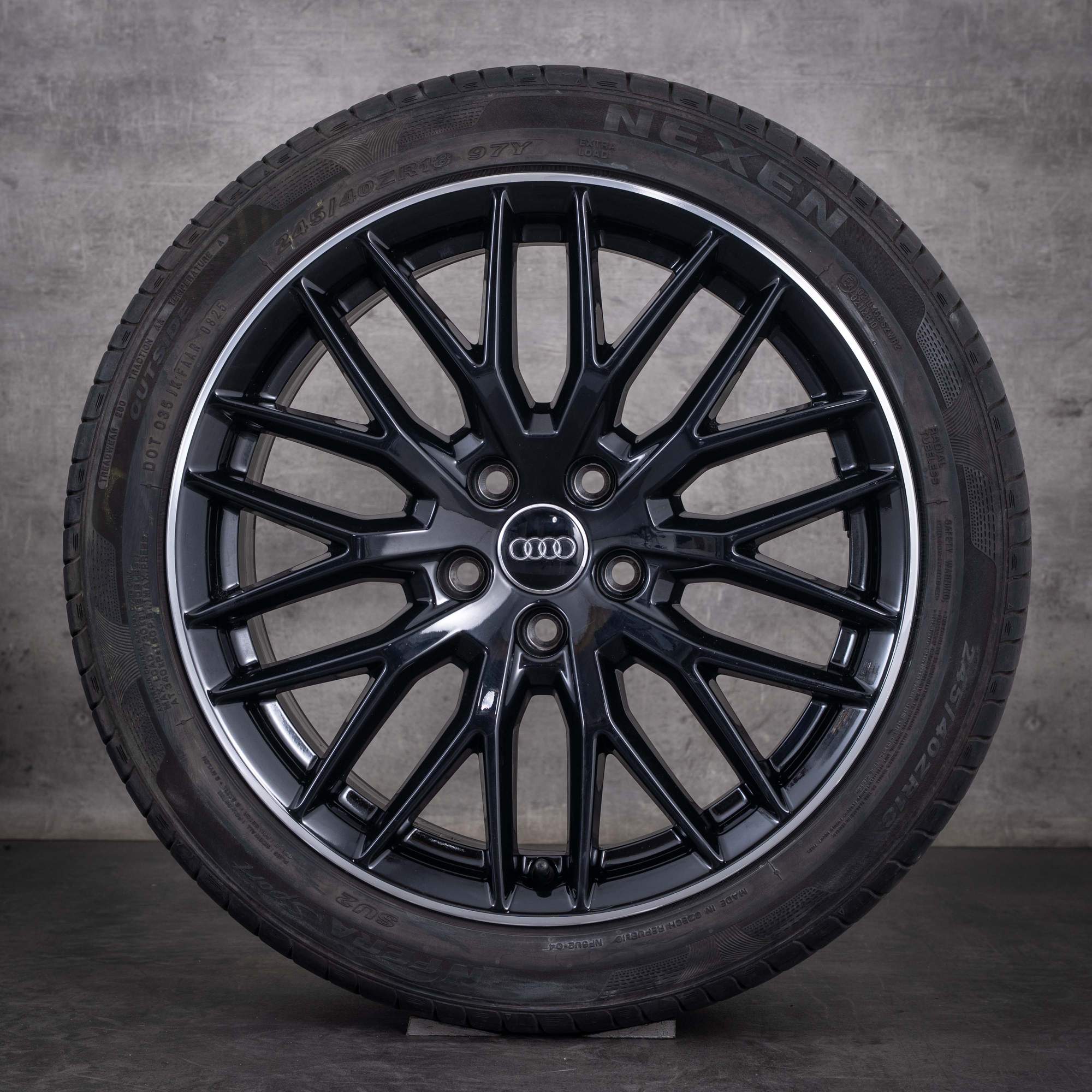 Original Audi A4 S4 Felgen 18 Zoll 8W B9 Sommerräder 8W0601025DD schwarz glanzgedreht