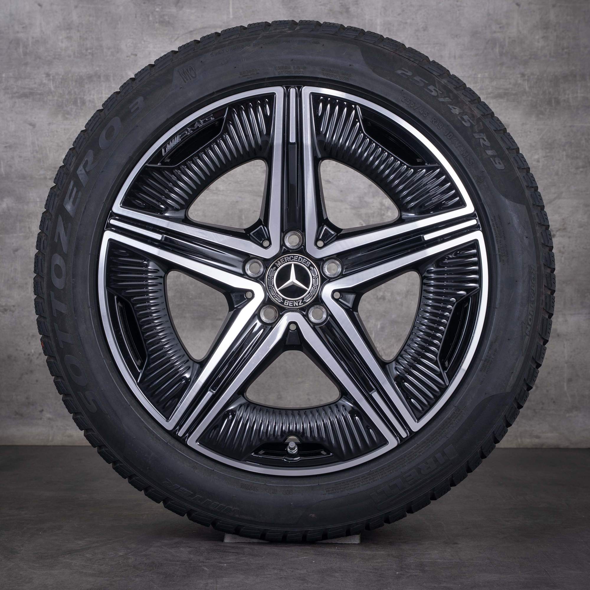 OEM Mercedes-Benz EQE AMG 19inch V295 winter wheels A2954012200 Aulfelgen black diamond cut