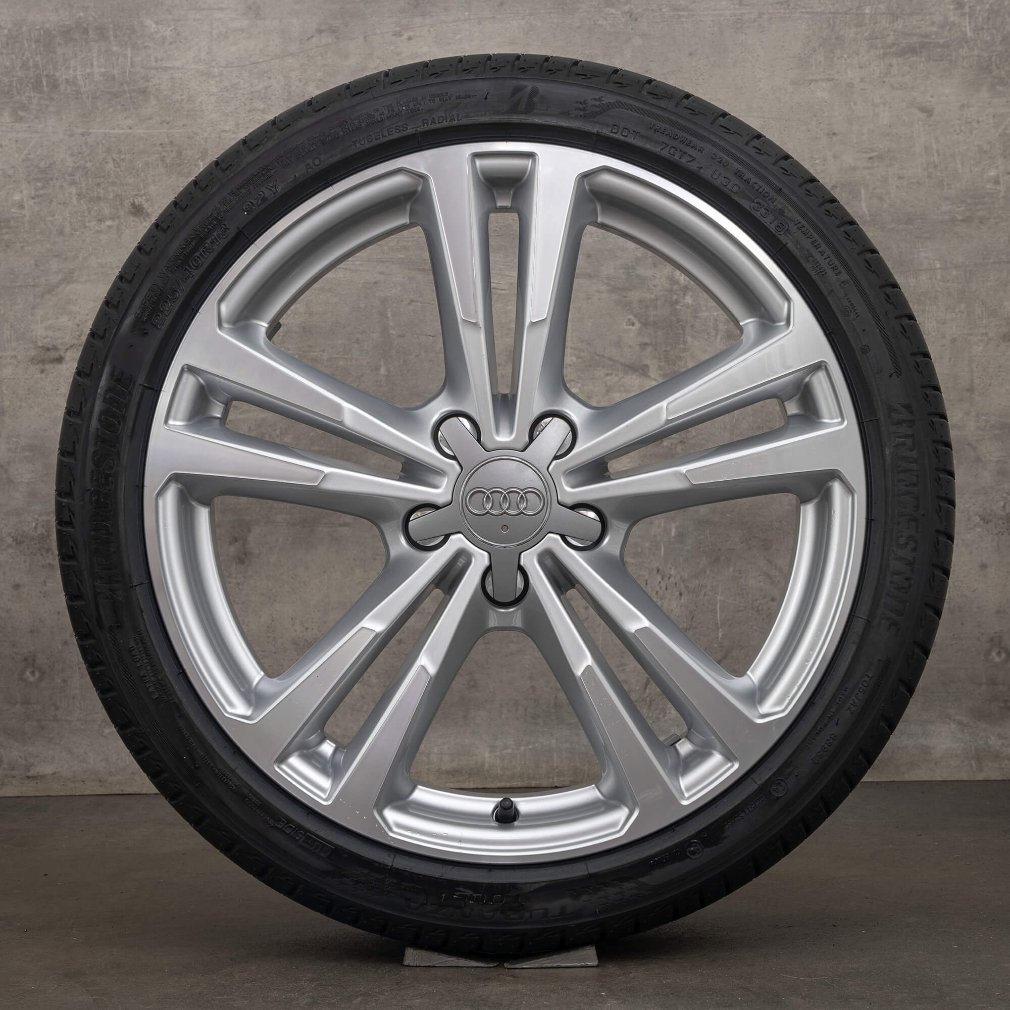 Jantes Audi A3 S3 genuínas de verão 8V Sportback 18 polegadas 8V0601025BL prateadas alto brilho NOVAS
