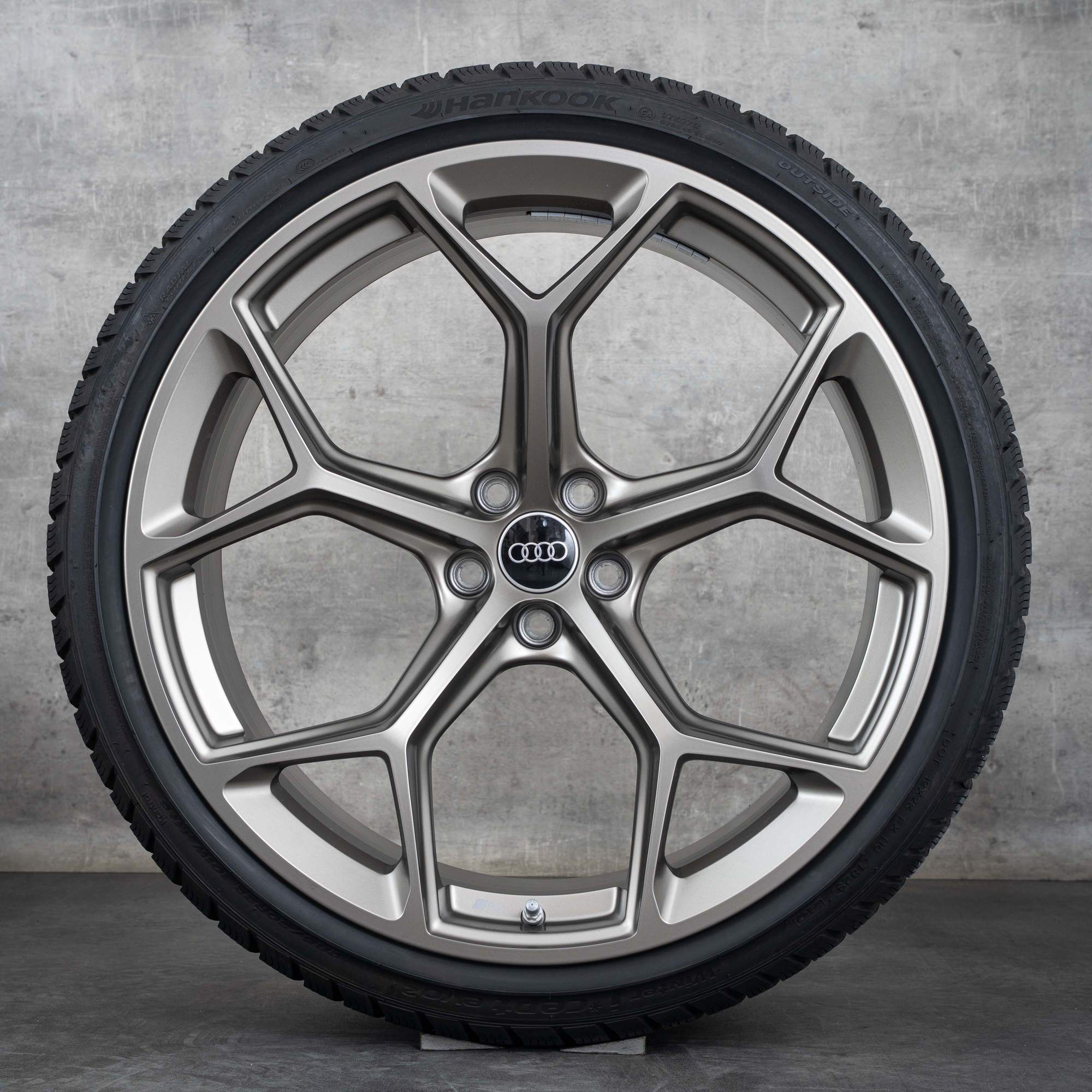 Orijinal Audi RS6 RS7 kış jant lastikleri 22 inç 4K C8 jantlar performans petek tasarım 4K0601025BM galaksi saten mat