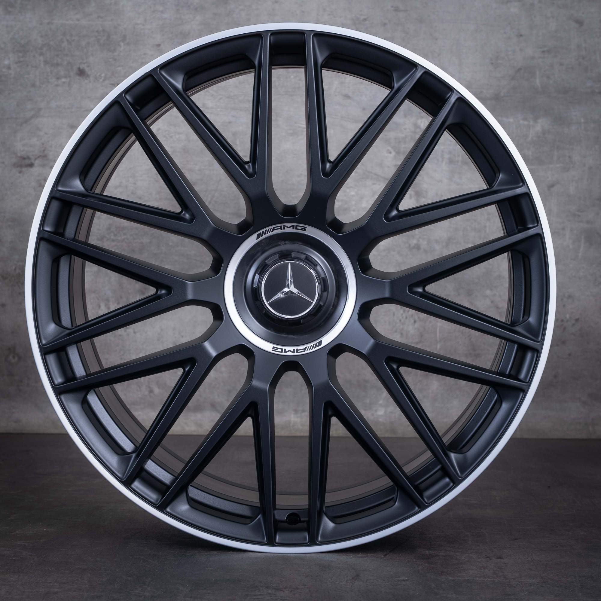 Original Mercedes Benz AMG GT 43 Felgen 21 Zoll C192 A2324012900 A1924010600 schwarz matt rand glanzgedreht NEU