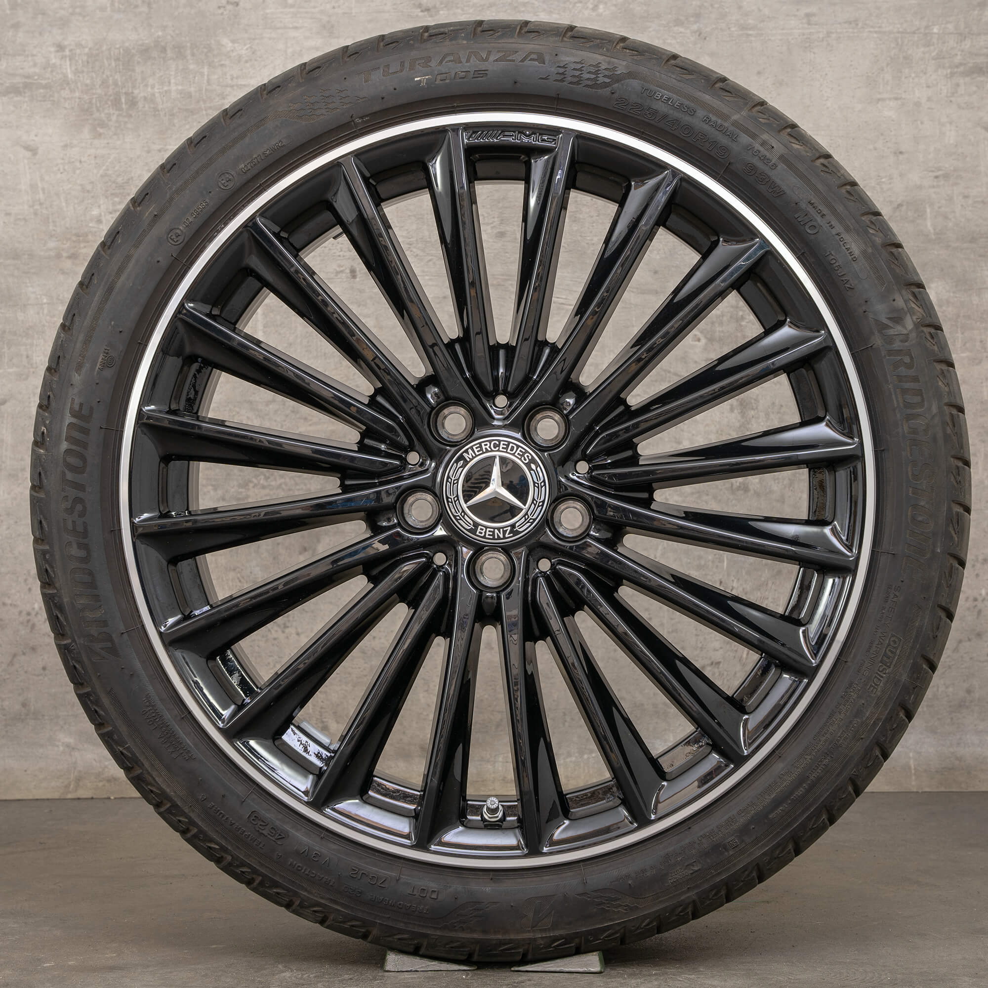 Originální alu kola AMG Mercedes Benz třídy A B CLA 19 palců W177 W247 C118 X118 letni A1774014200 himalaya šedá lesklá soustružená