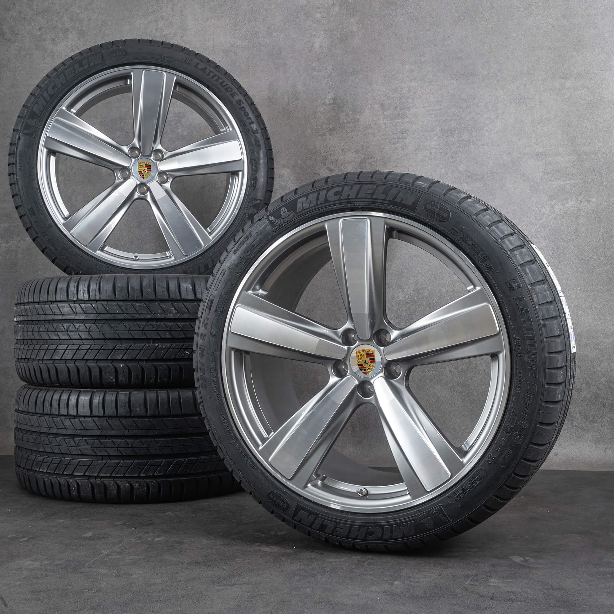 Alkuperäiset Porsche 21 tuuman vanteet Macan III kesäpyörät kesärenkaat UUSI OU7