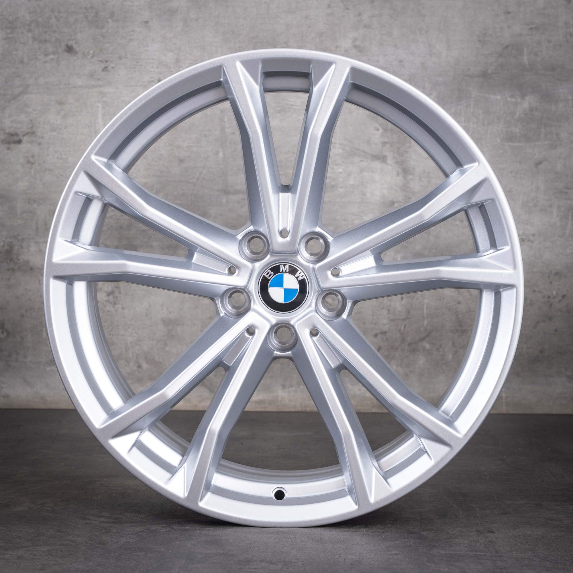 OEM BMW 7 Series i7 X3 20inch G70 G45 rims Styling 903 5A19DE0 Silver NEW