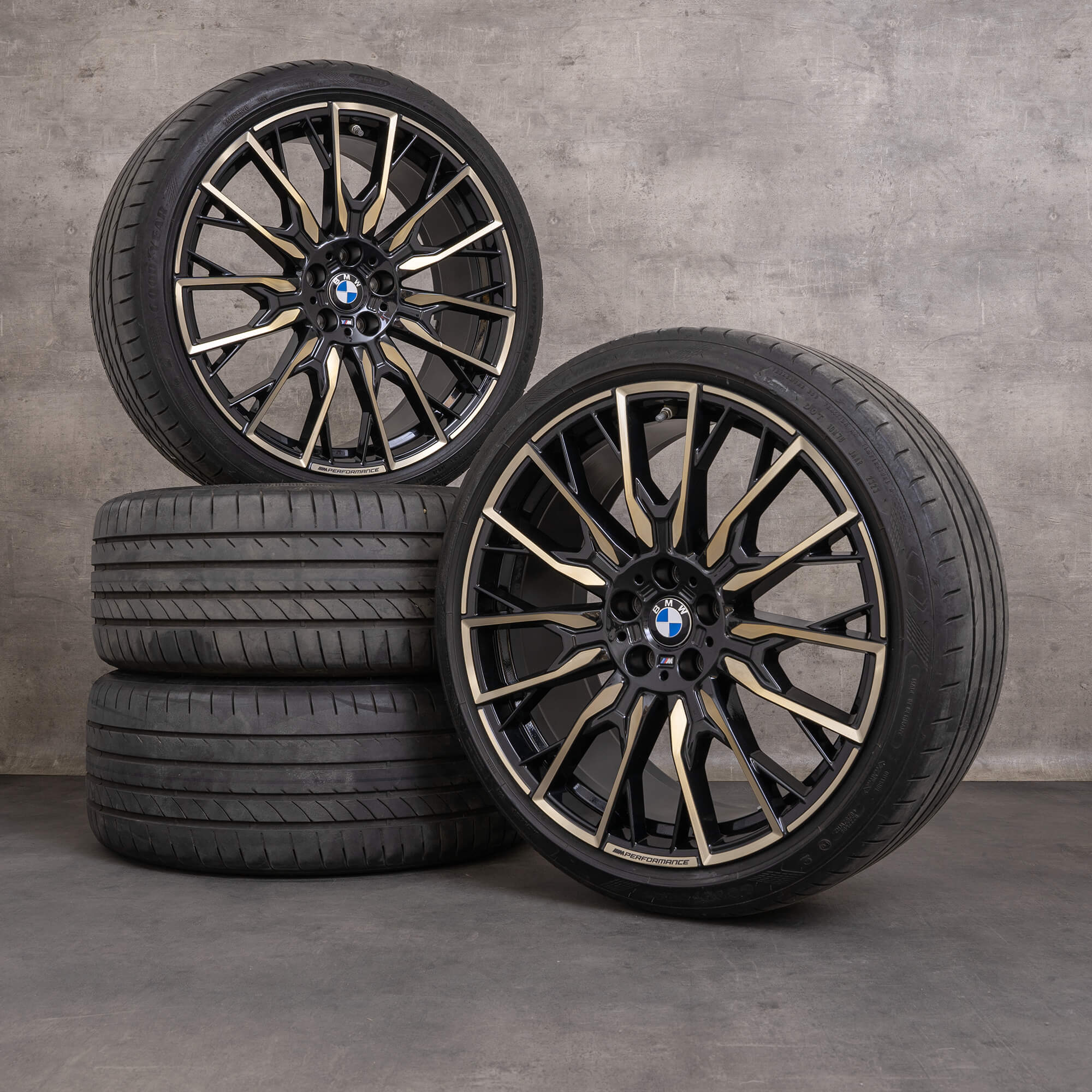 Original BMW 4-serie i4 fälgar 19 tum G26 Summerrder Styling 868 M 6895933 6895934 svart glansig svarvad