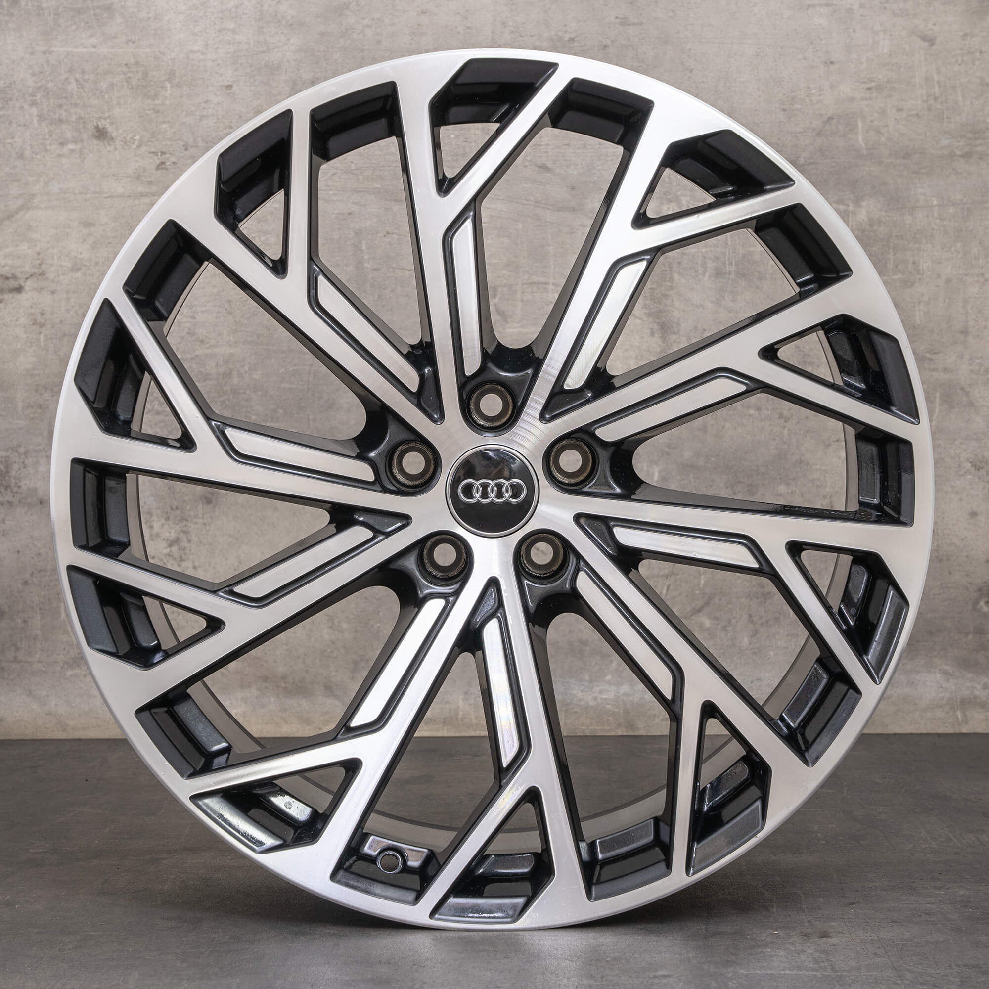 Original Audi A8 S8 fälgar 21 tum 4N D5 4N0601025AF svart polerad