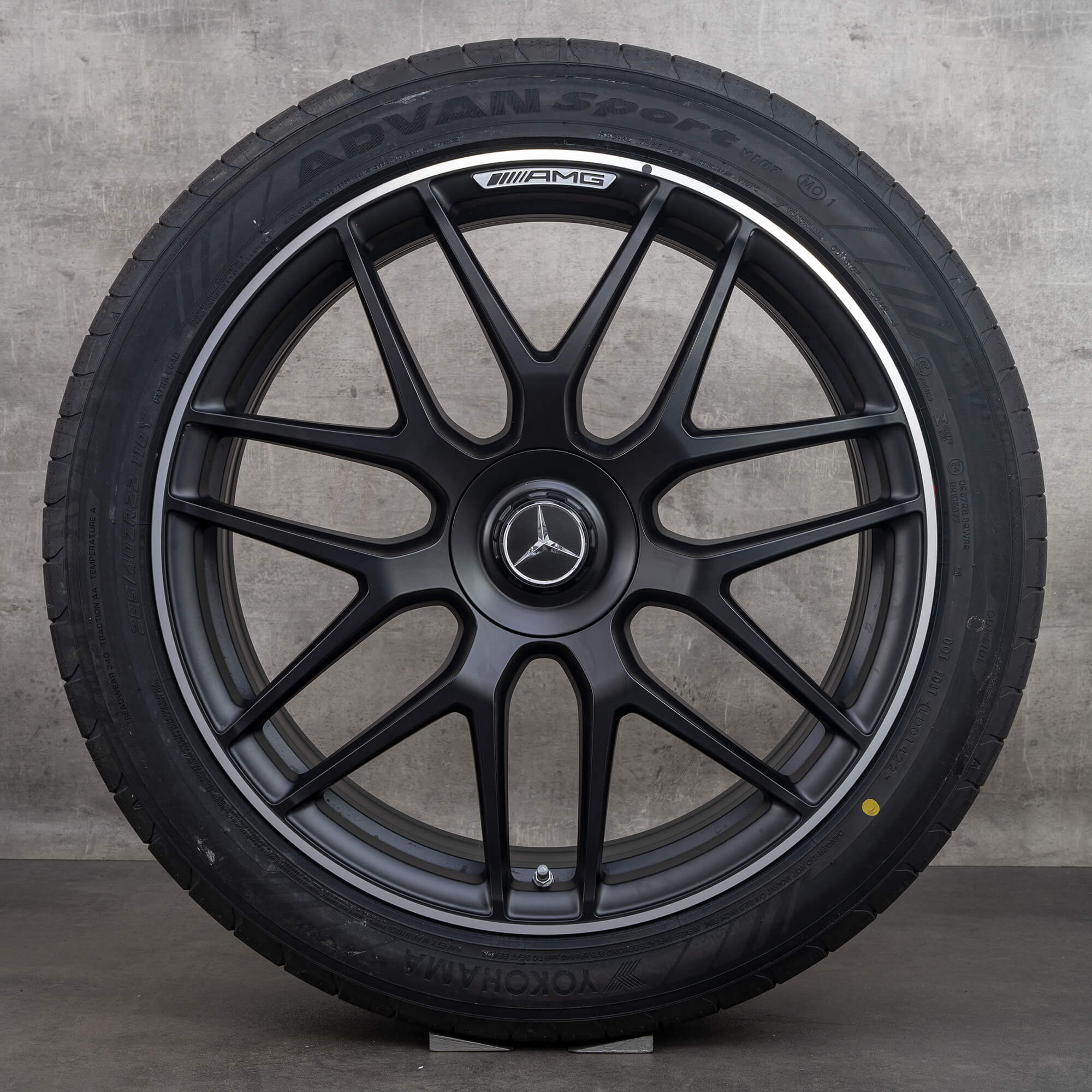 Oryginalne felgi Mercedes-Benz GLE 53 63 S AMG 22 cale X167 C167 – opony letnie A1674015601 A1674015701 czarne matowe z efektem diamond cut NOWE