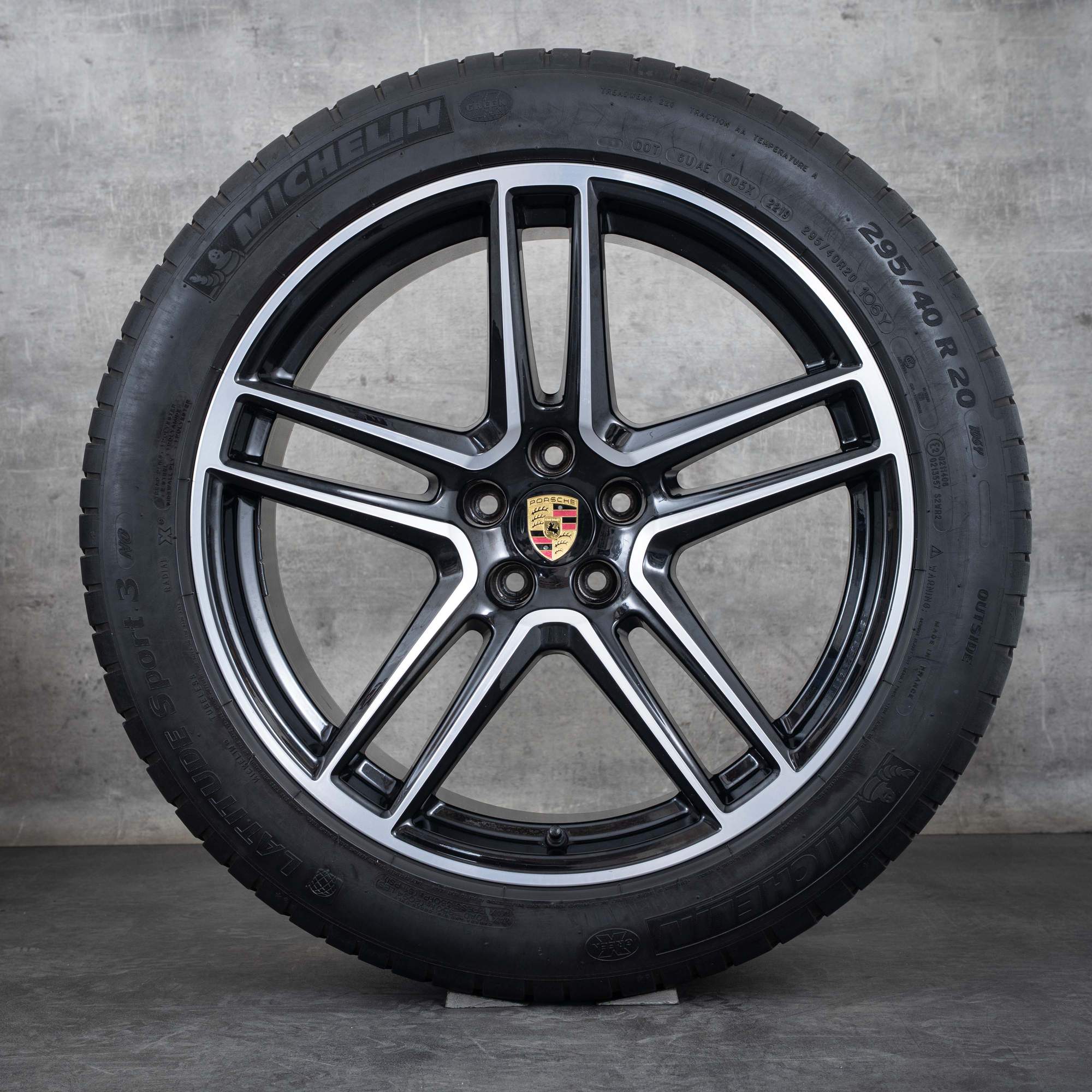 Anvelope de iarnă originale Porsche Macan II jante 20 inch 95B601025DJ 95B601025DK negru Lucios