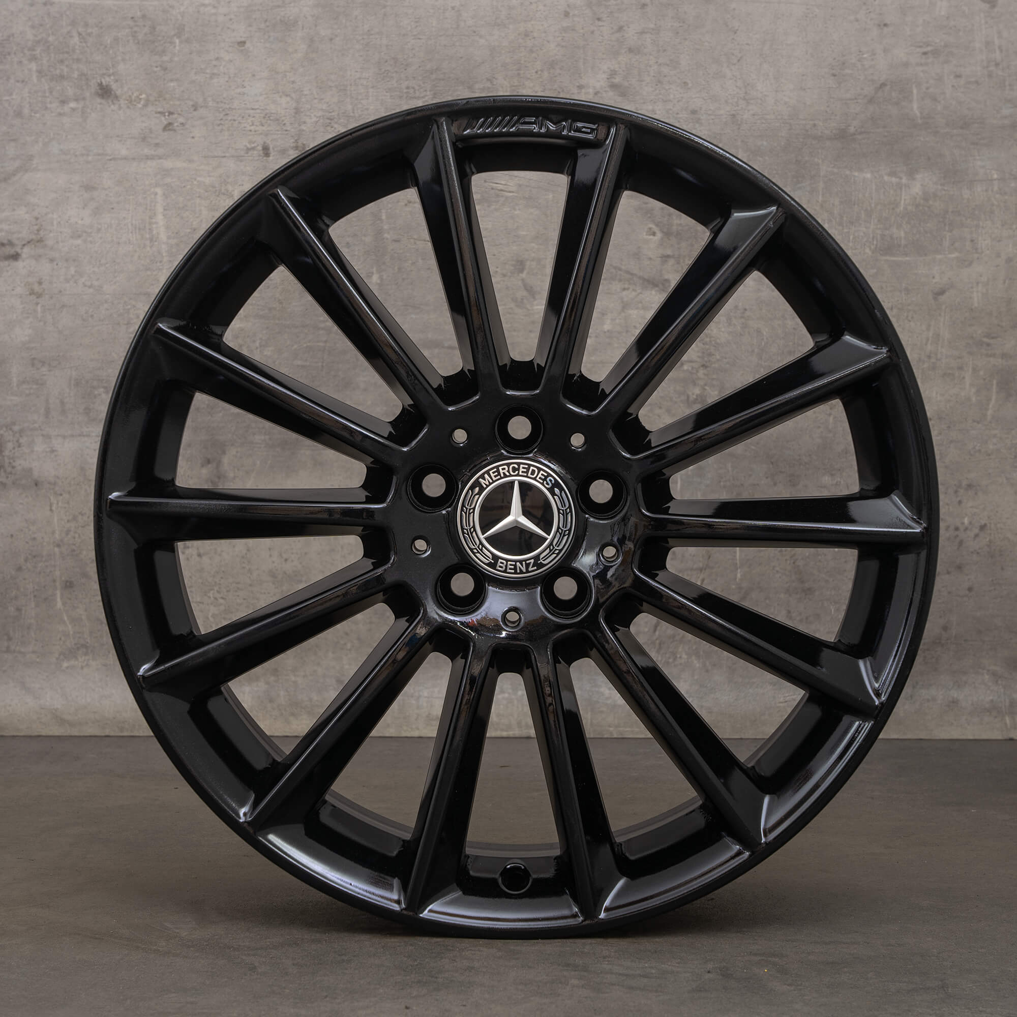 希少品】メルセデスベンツ W177 Aクラス AMG 純正 19in 7.5J +49