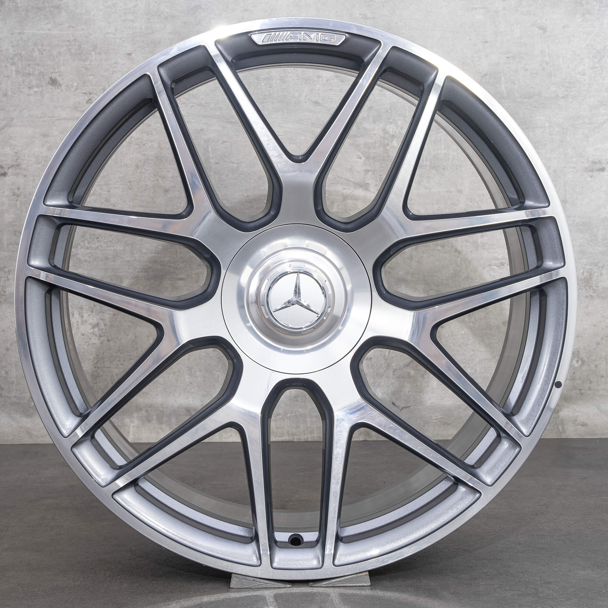 AMG 22 Zoll Mercedes Benz Felgen G-Klasse W463A G63 A4634012000 Alufelgen NEU