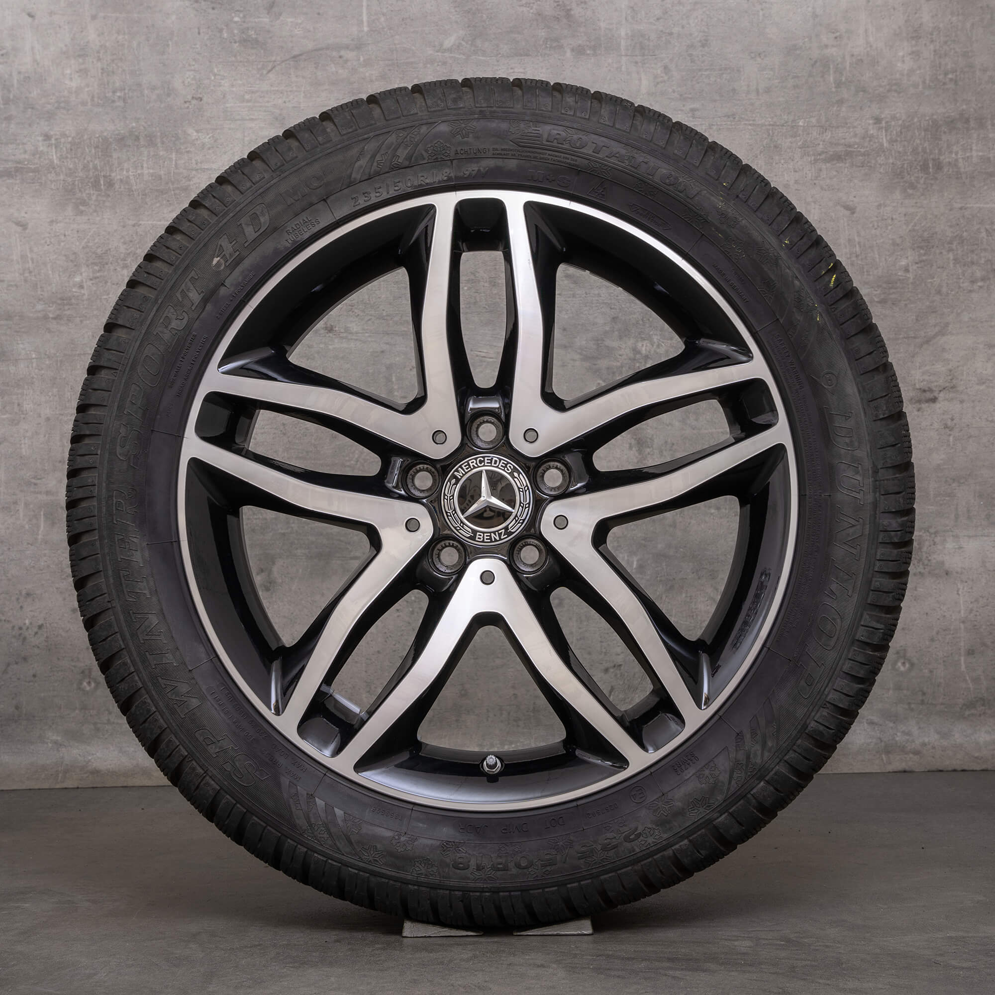 Original Mercedes Benz GLA Roues d'hiver 18 pouces X156 Jantes A1564010100 noir brillant