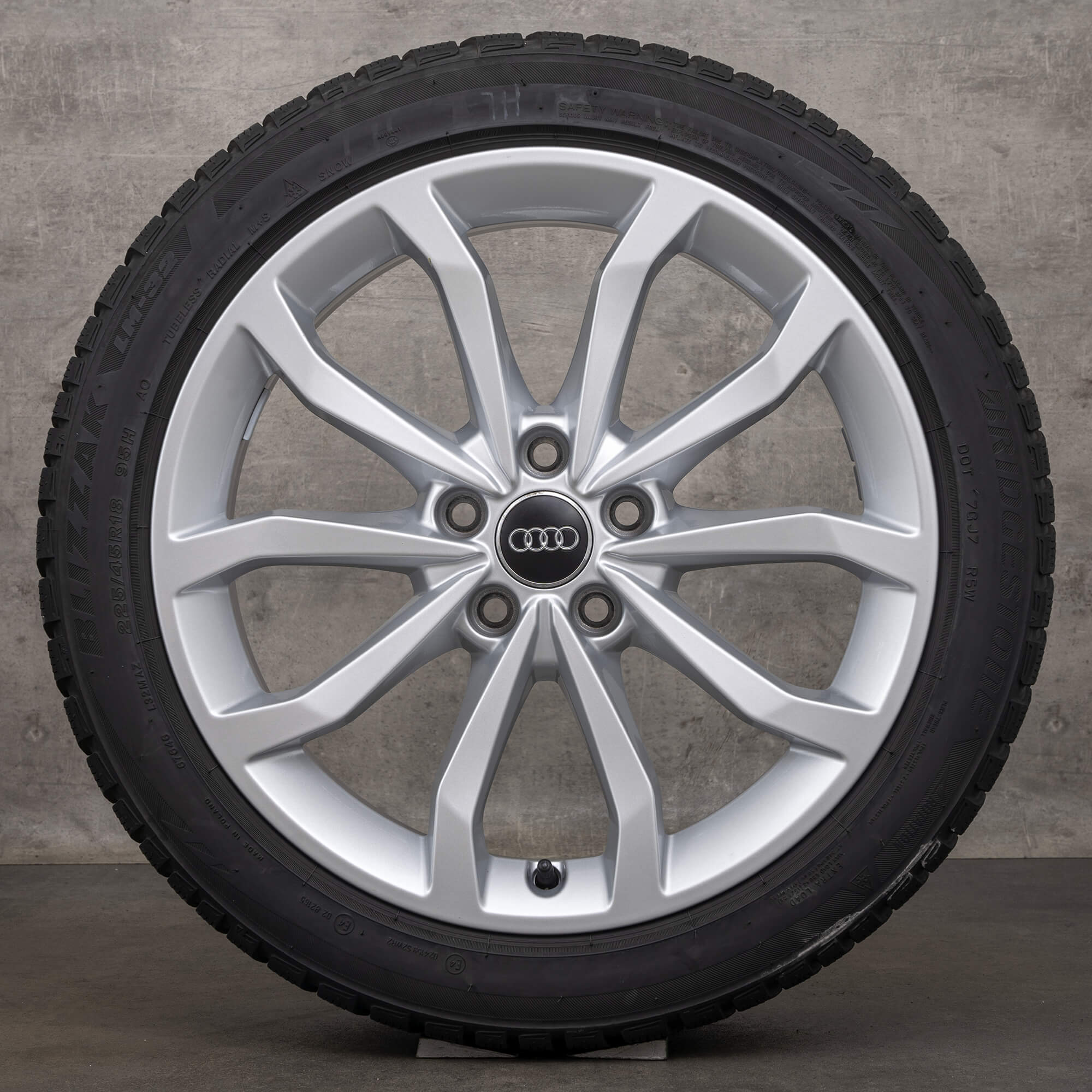 Audi A4 S4 B9 8W OEM winter wheels 18 inch tires
