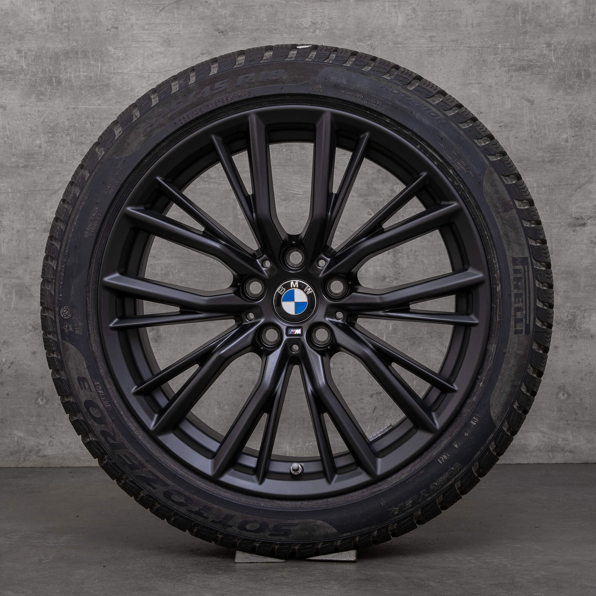 Original BMW 2er 3er 4er Winterkompletträder 18 Zoll G42 G20 G21 G22 G23 Felgen Styling 796 M 6885305 schwarzmatt