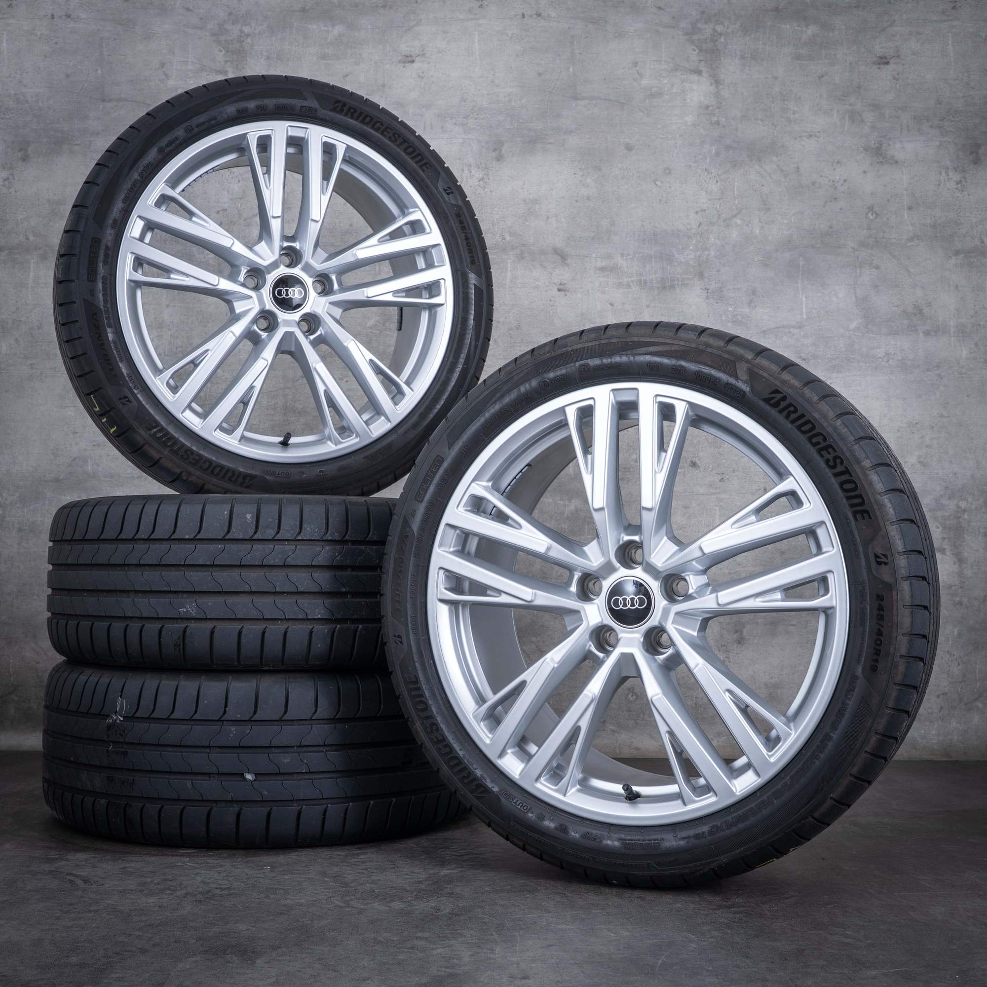 Alkuperäiset Audi A5 S5 vanteet 19 tuuman B10 kesäpyörät 8B3601025AS hopea kiiltävä