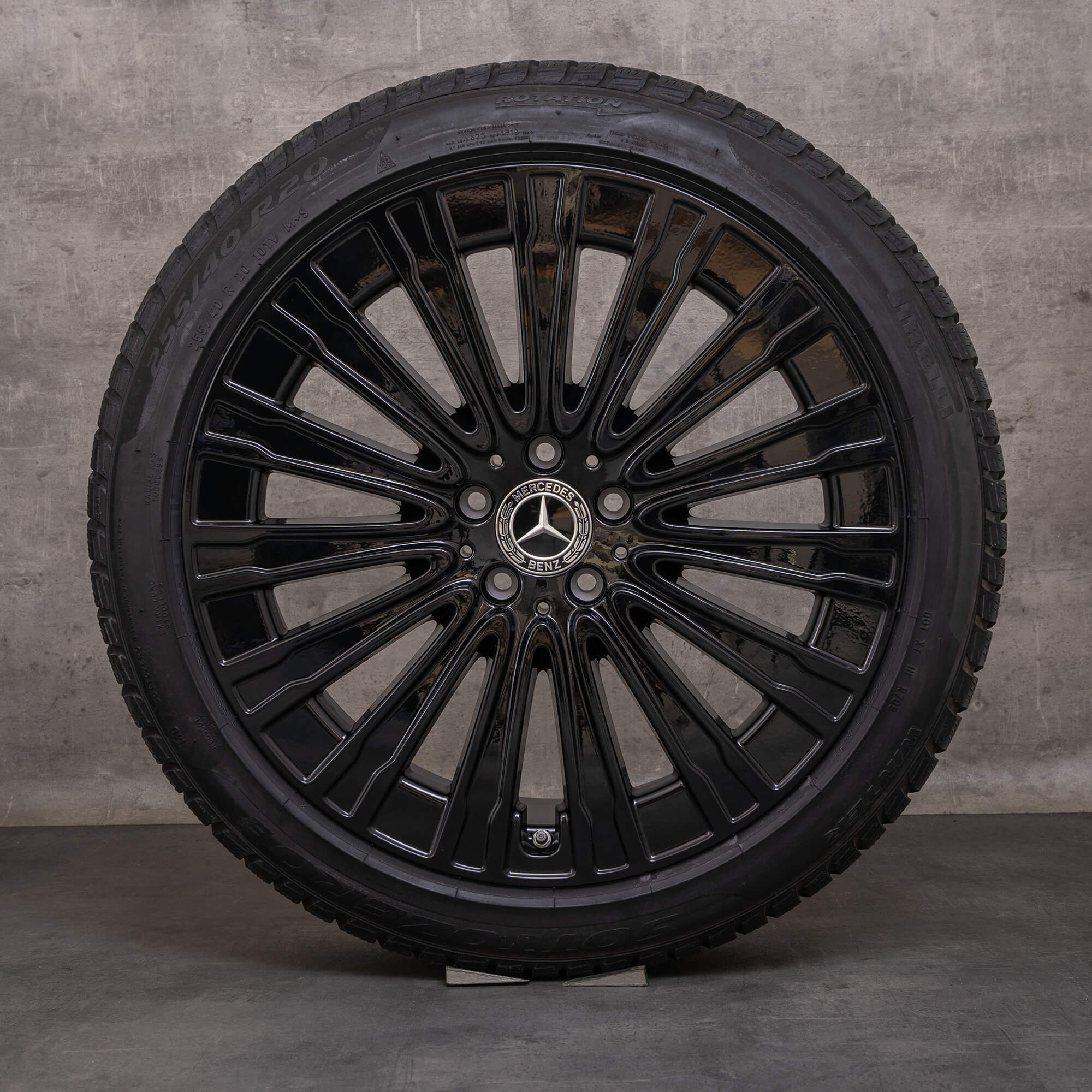 Originele Mercedes Benz EQE winterwielen 20 inch V295 velgen A2954011900 zwart glanzend