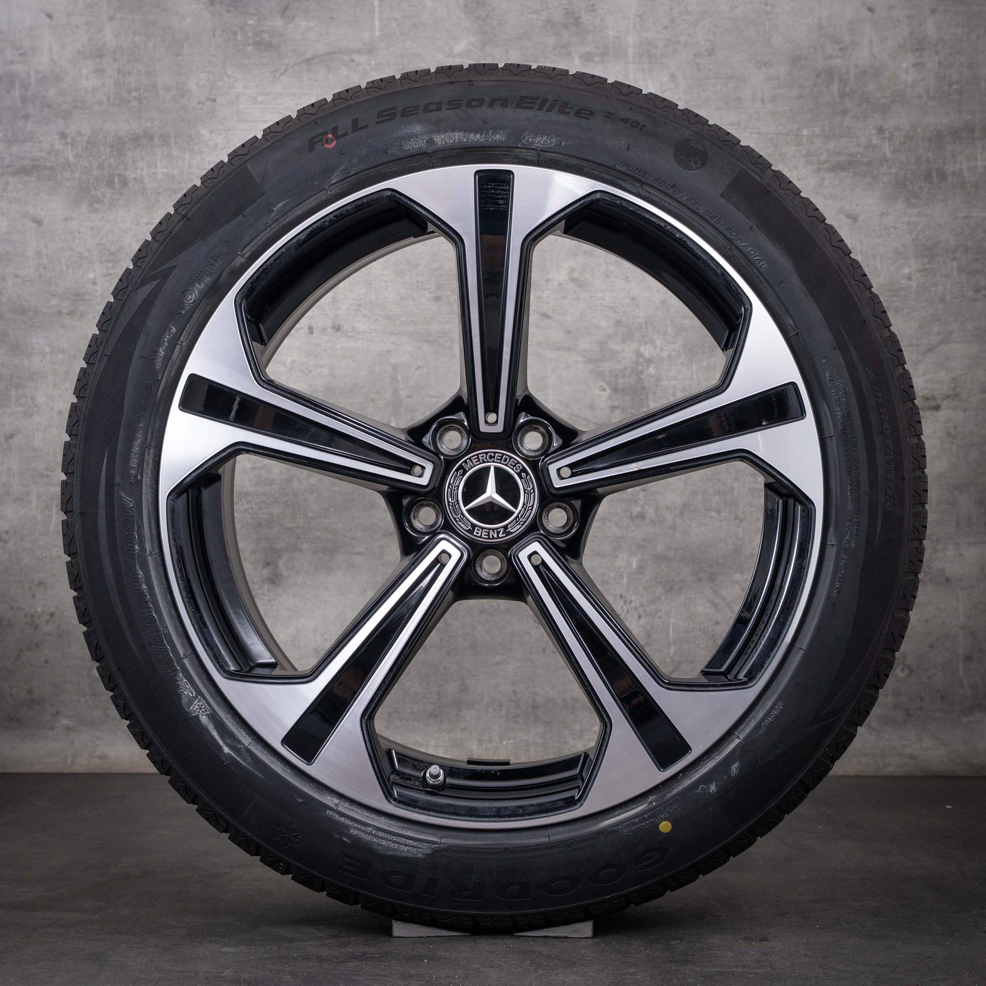 Original Mercedes Benz E-Klasse Winterräder 19 Zoll W214 S214 Felgen A2144013600 schwarz glanzgedreht