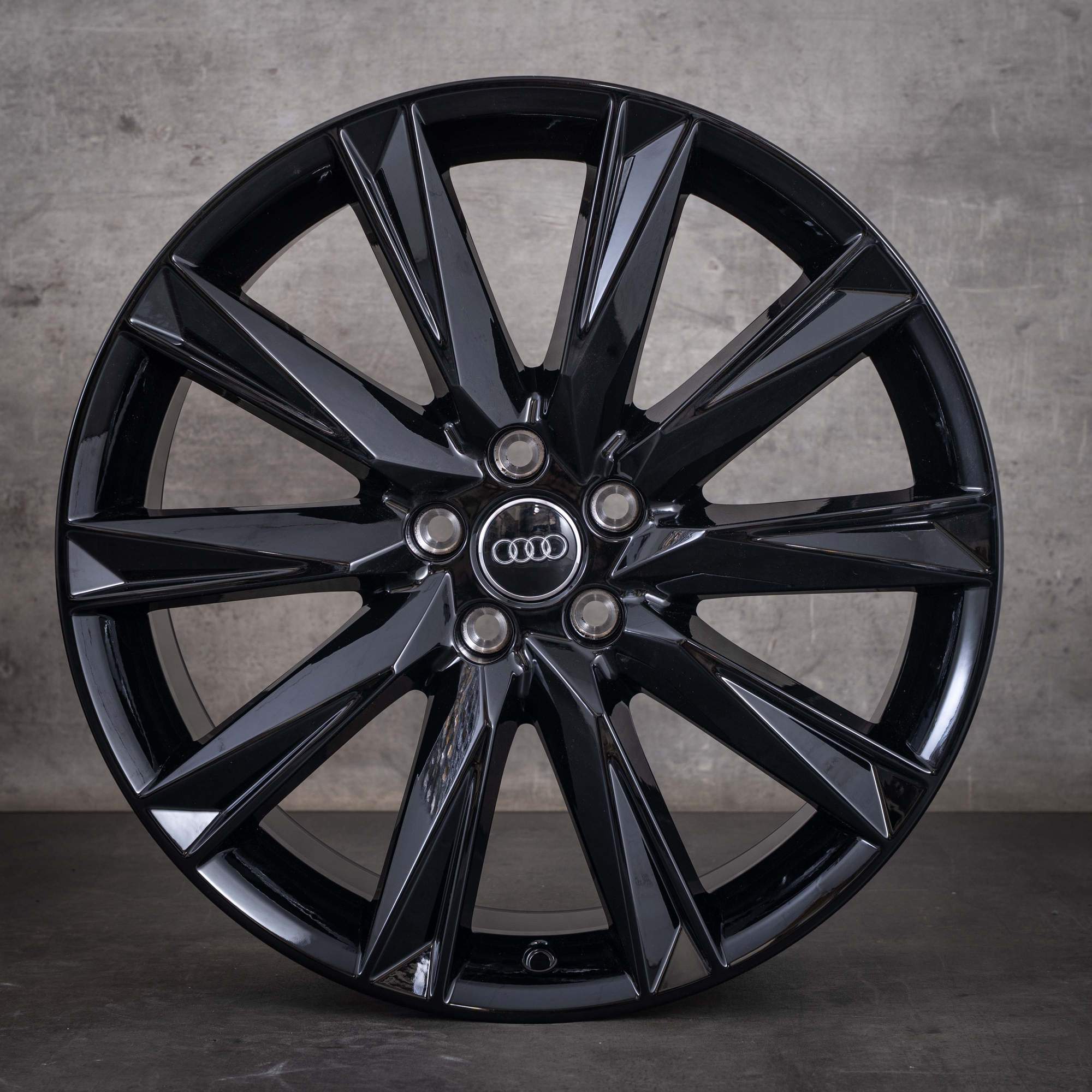Original Audi e-tron Q8 Winterräder 20 Zoll GE Felgen Lamina 4KE071490A schwarz glanz NEU - Rad 4 von 4