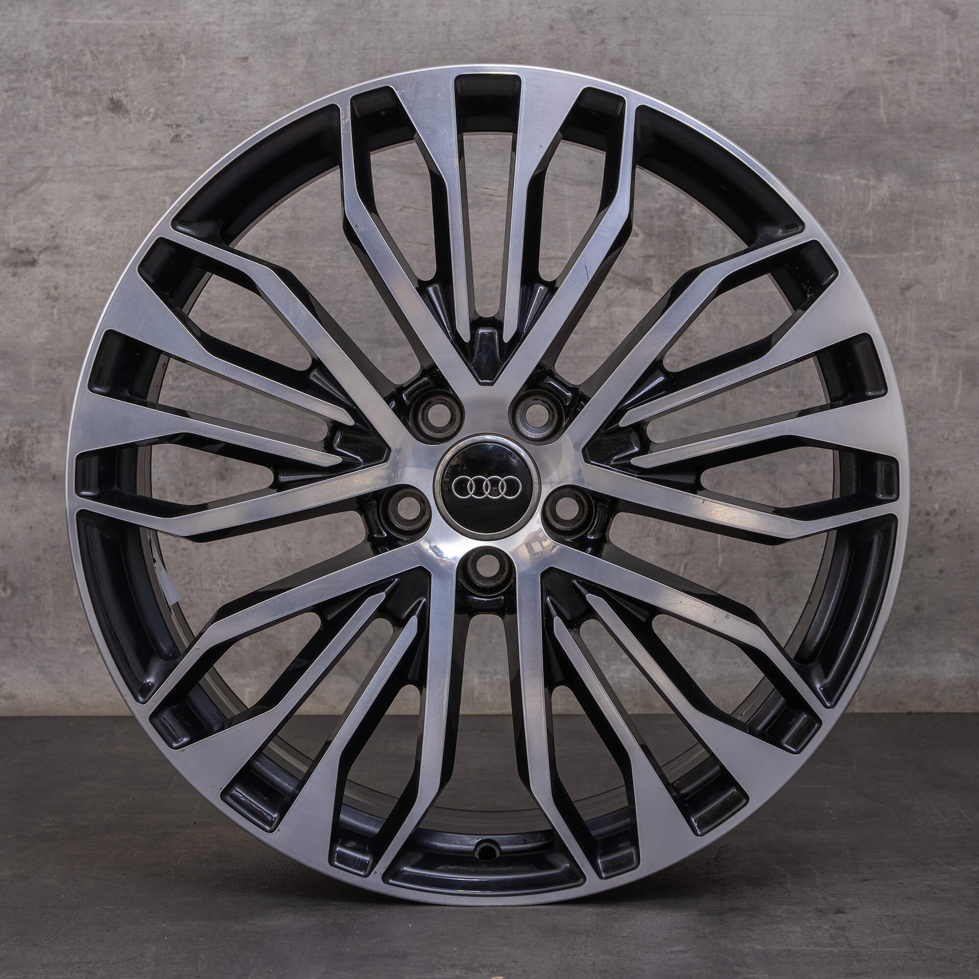 Original Audi A6 S6 fälgar / fälg 20 tum 4G C7 4G0601025CR svart polerad