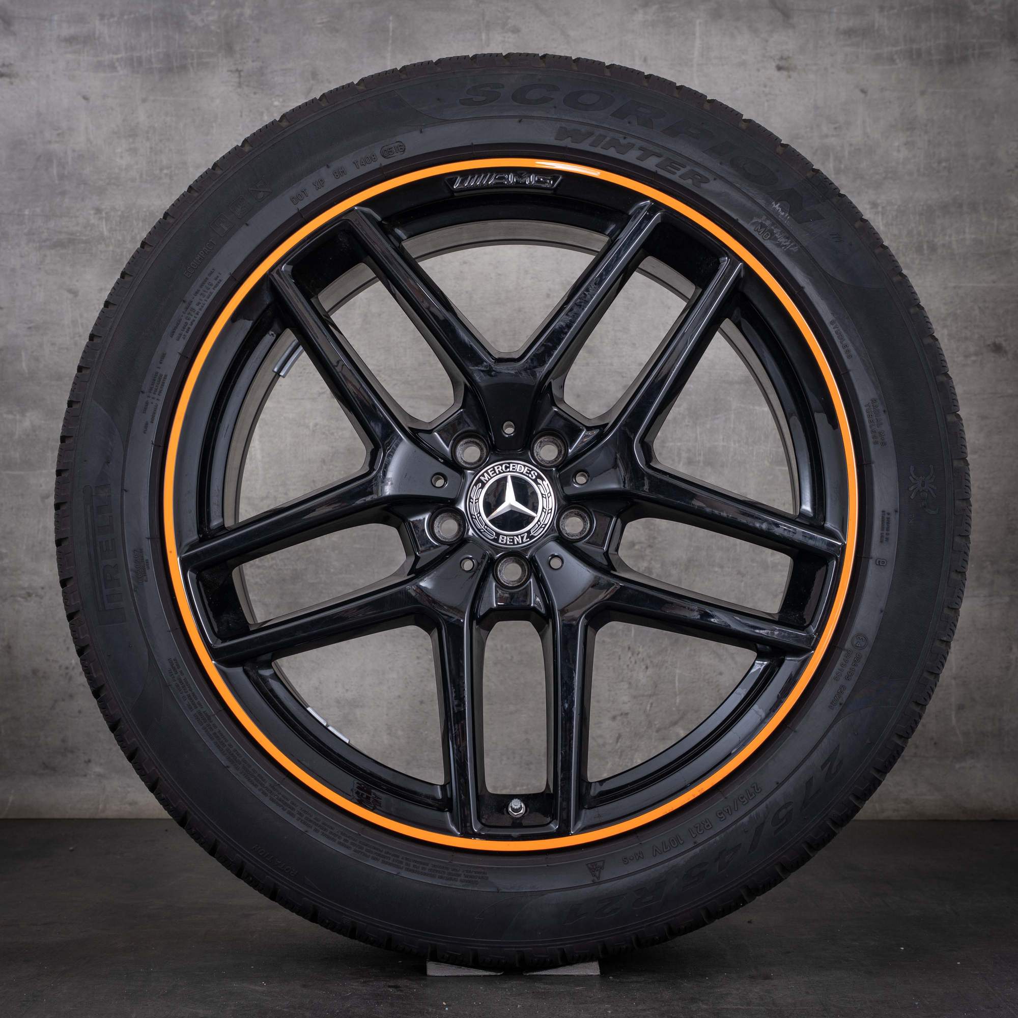 Pneus de inverno originais Mercedes-Benz GLE e 43 63 S AMG 21 polegadas, modelo C292, referências A2924012900 A2924011700, pretas brilhantes