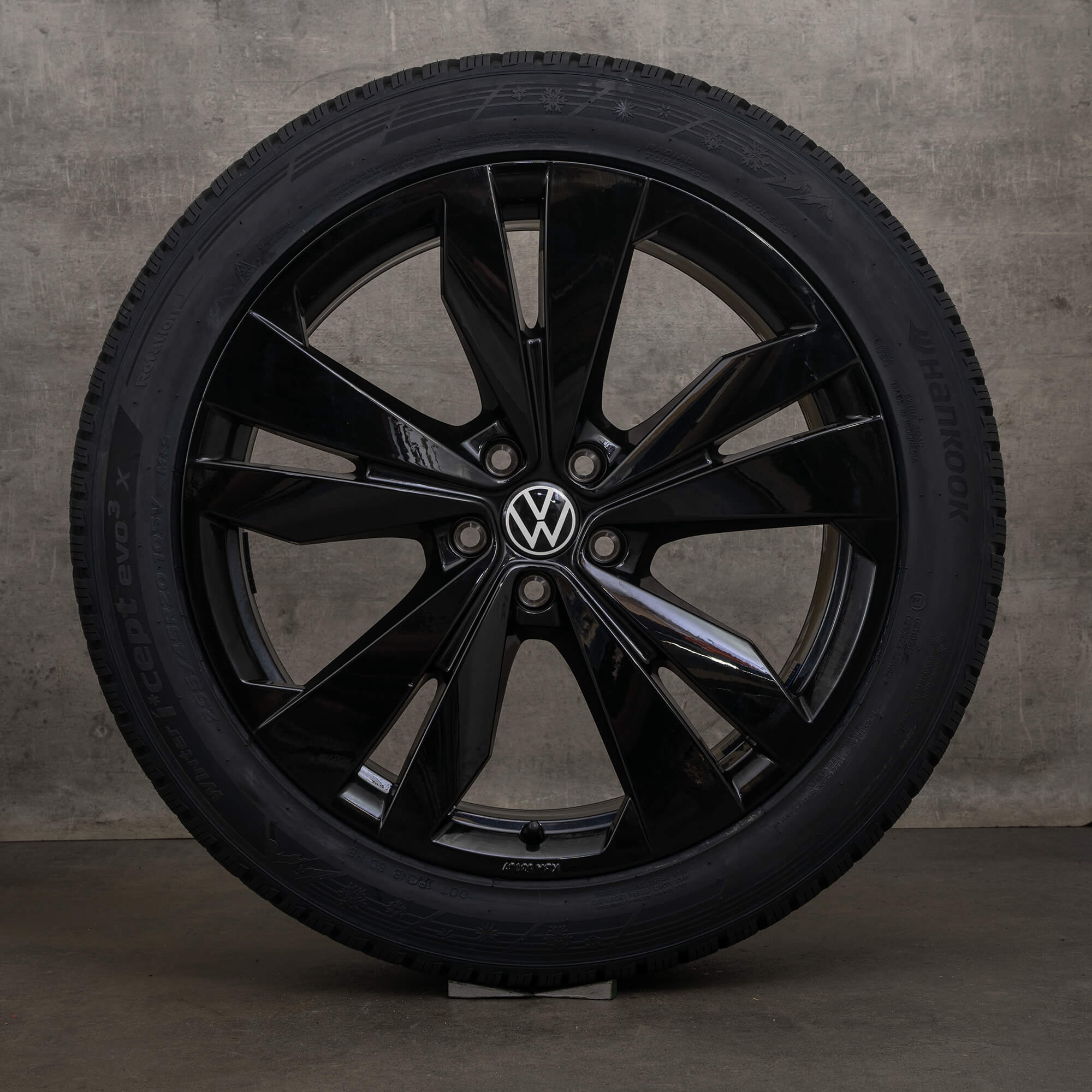 Alkuperäiset VW ID.4 ID.5 talvirenkaat 20 tuuman E2 vanteet Loen 11A071490 musta UUTUUS