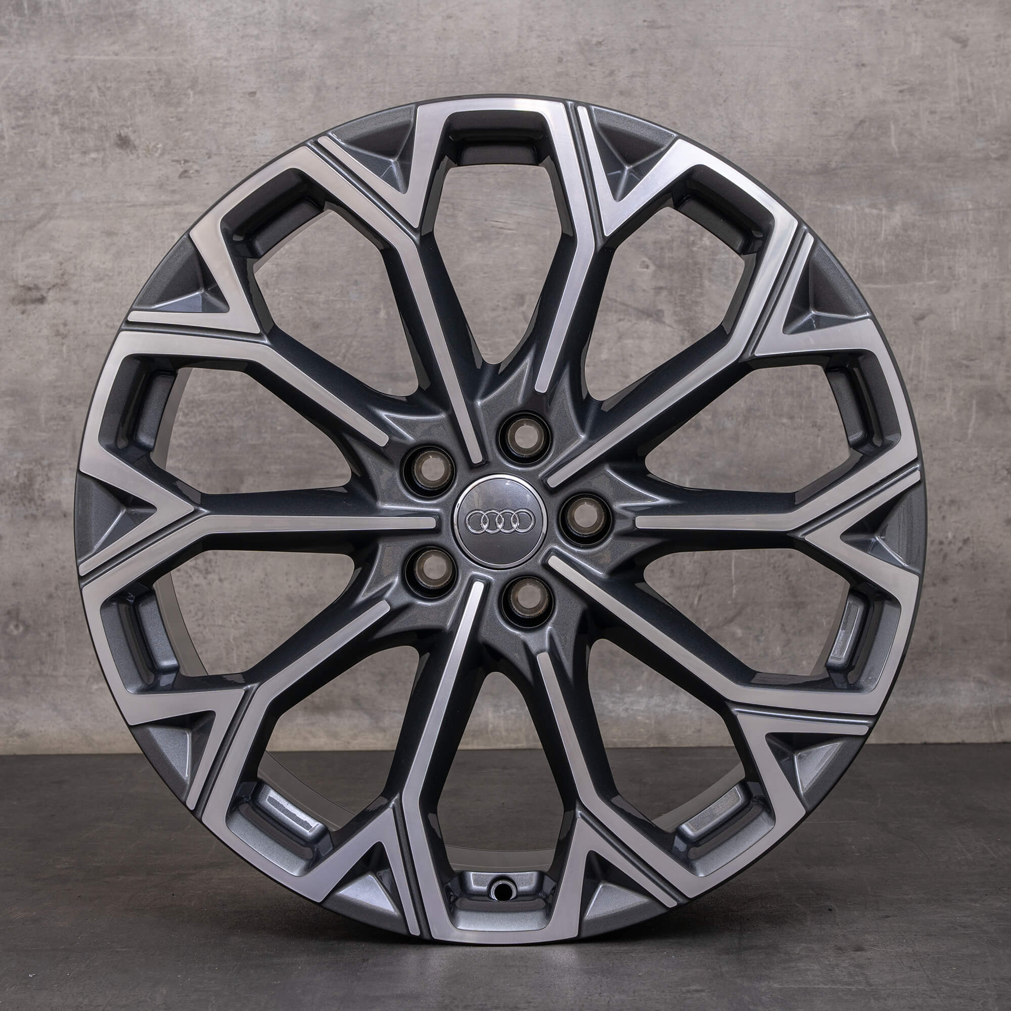 Oryginalne felgi Audi A6 S6 20 cali 4P C8 C9 4P0601025H grafitowo-szare polerowane NOWE