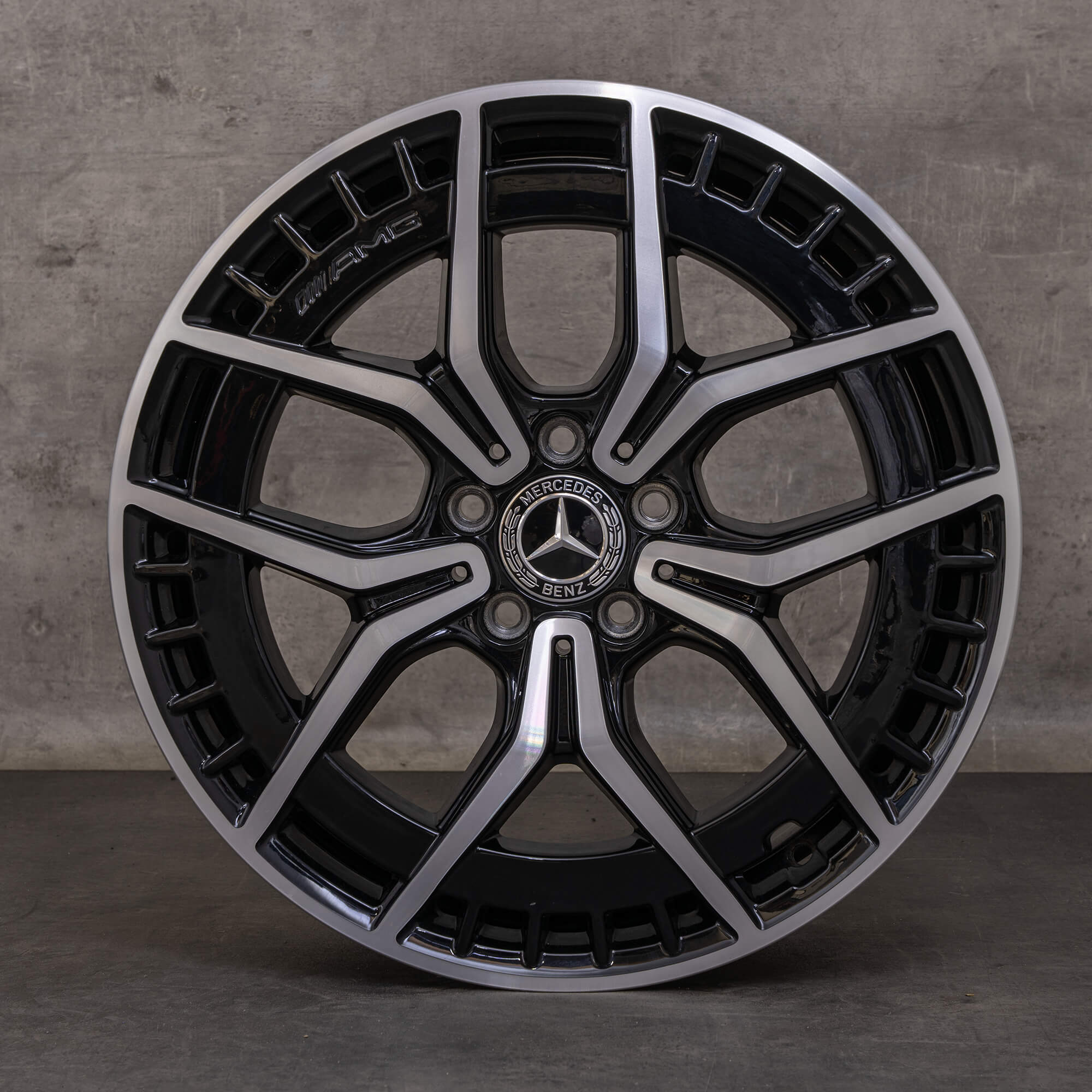 Original Mercedes Benz EQA EQB AMG Winterräder 19 Zoll H243 X243 Felgen A2434010500 schwarz glanzgedreht