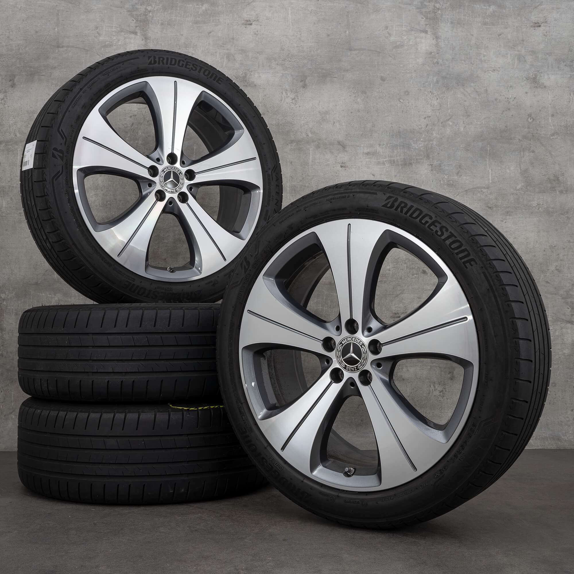 Oryginalne koła zimowe Mercedes-Benz GLA GLB 20 cali felgi H247 X247 nr kat. A2474013700 kolor himalaya grey w wersji z efektem diamond cut