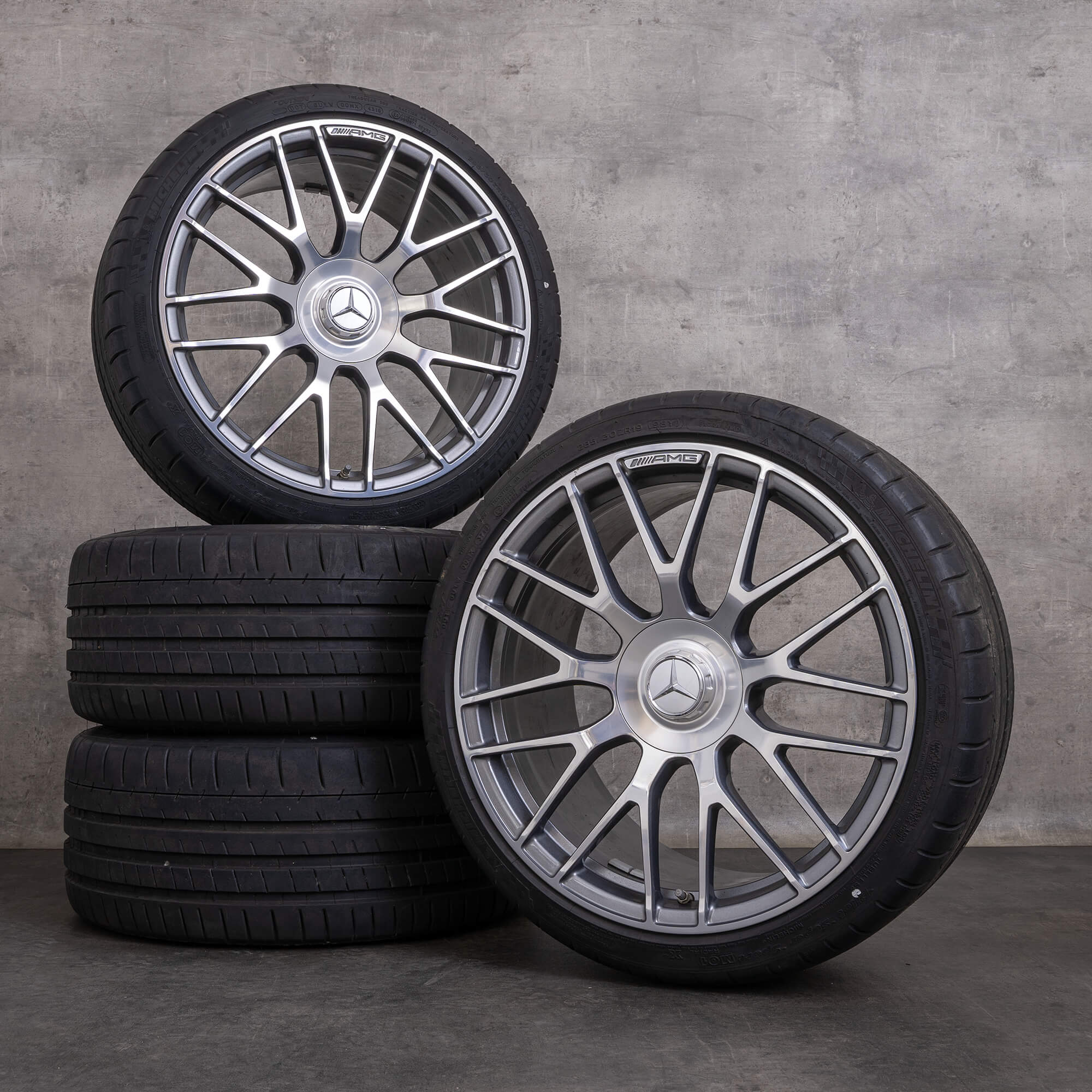 Originele Mercedes Benz AMG C63 & S velgen 19 inch C205 A205 zomerwielen A2054015900 A2054016000 himalaya grijs glans gedraaid